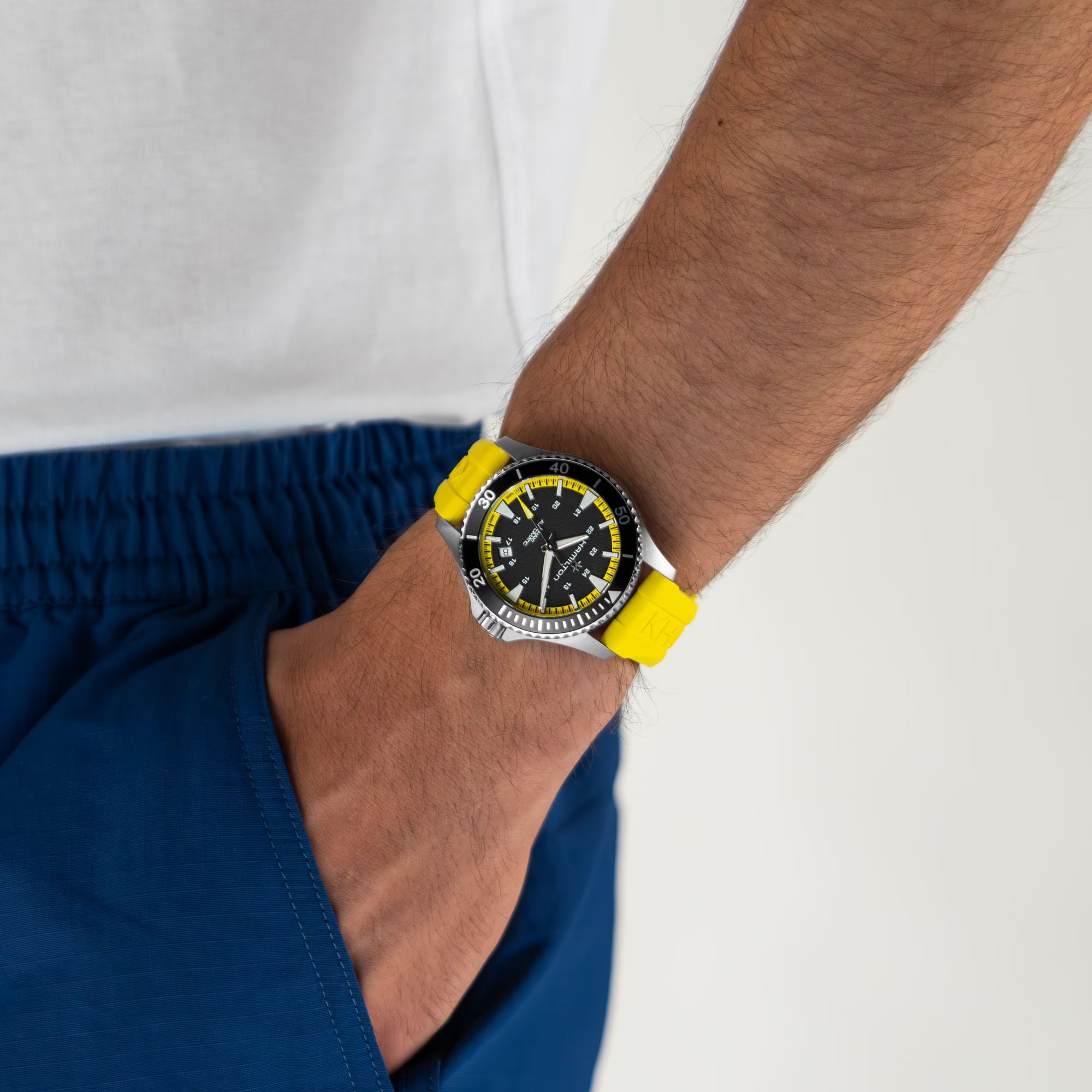 Hamilton Khaki Navy Scuba Auto Black Dial Yellow Rubber Strap Men's Watch H82395332