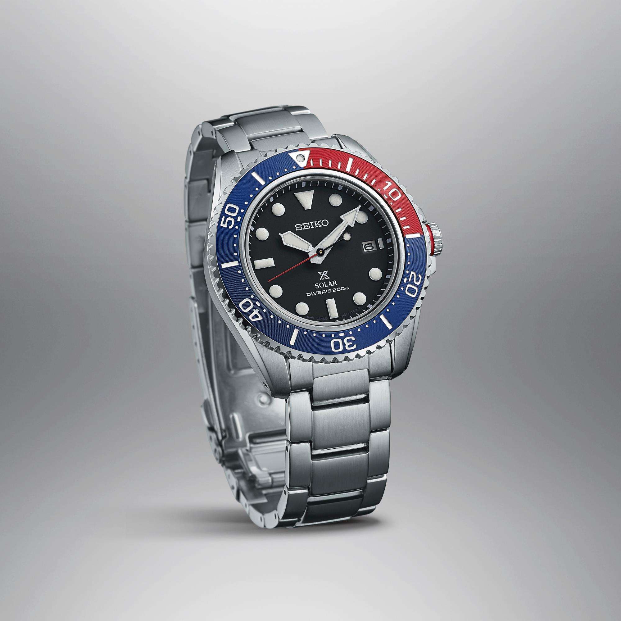Seiko Prospex Solar Quartz Black Dial Stainless Steel Bracelet Men's Watch SNE591P1