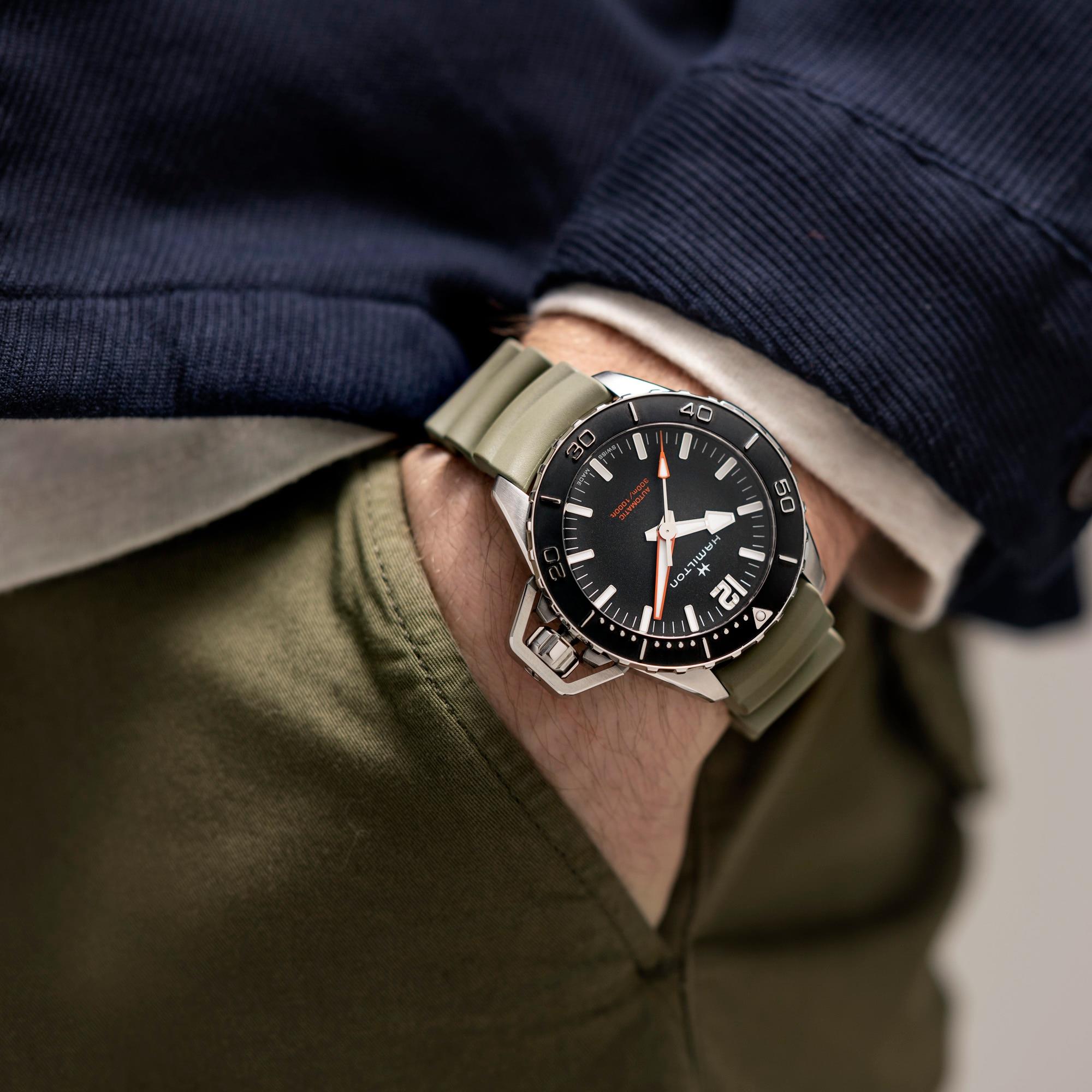 Hamilton Khaki Navy Frogman Automatic Black Dial Green Rubber Strap Men's Watch H77825331
