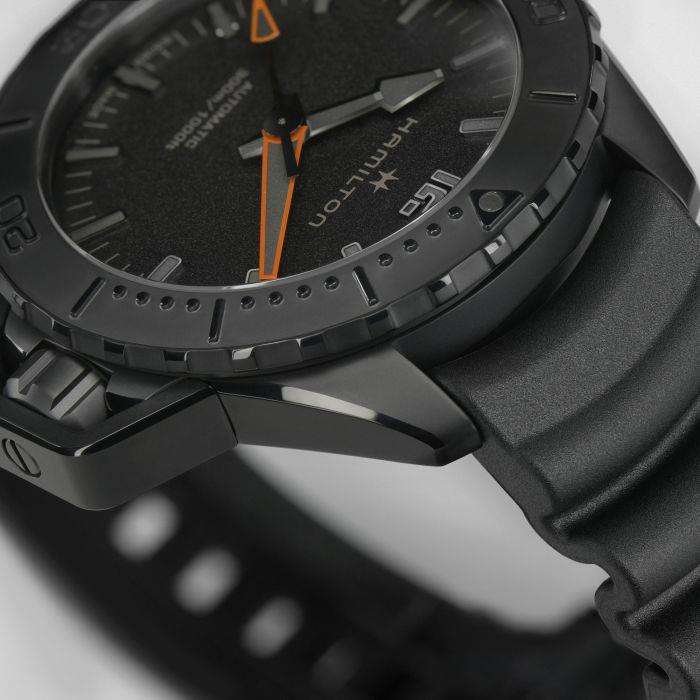 Hamilton Khaki Navy Frogman Automatic Black Dial Black Rubber Strap Men's Watch H77845330