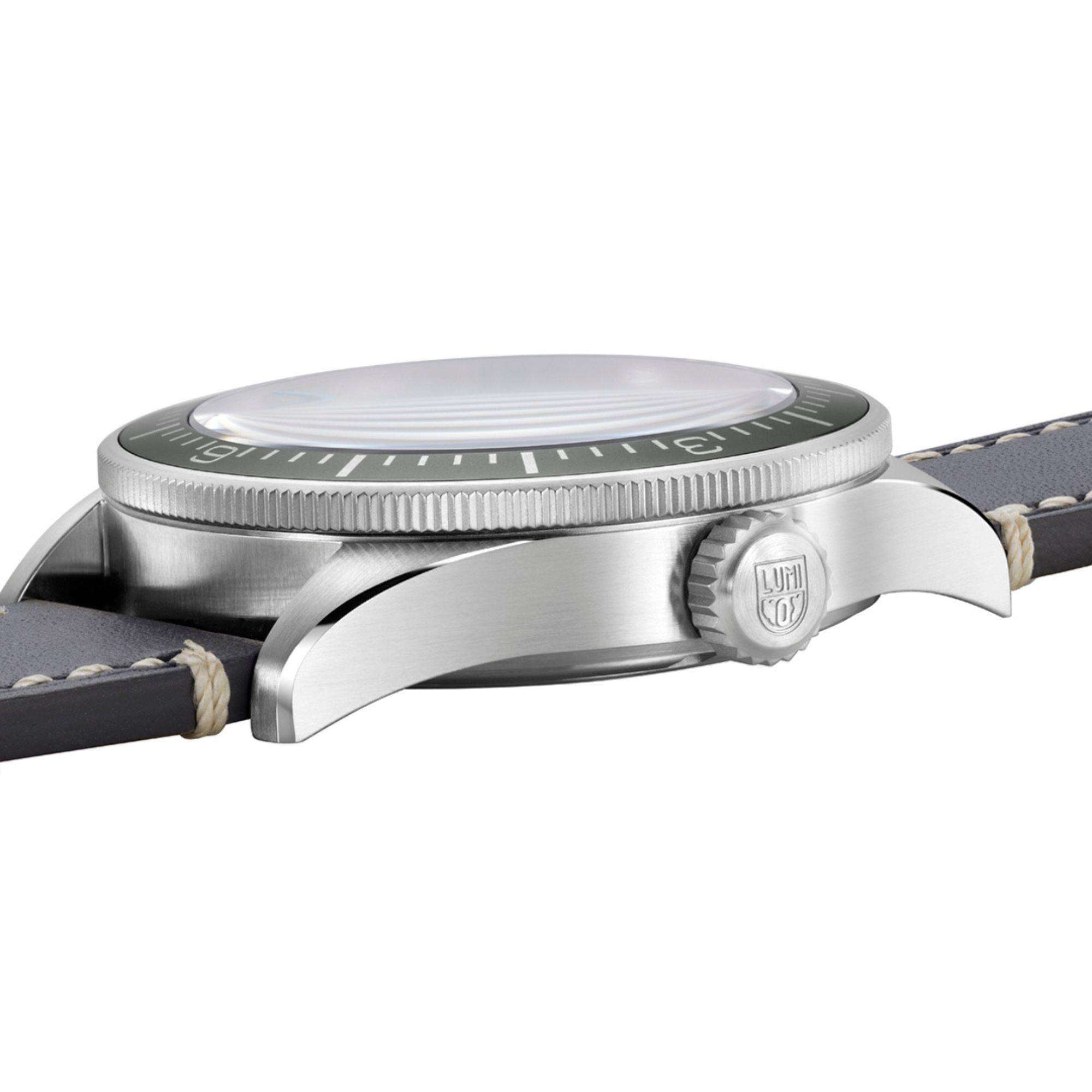 Luminox Air Automatic Constellation 9600 Series Grey Dial Leather Strap Men's Watch XA.9602
