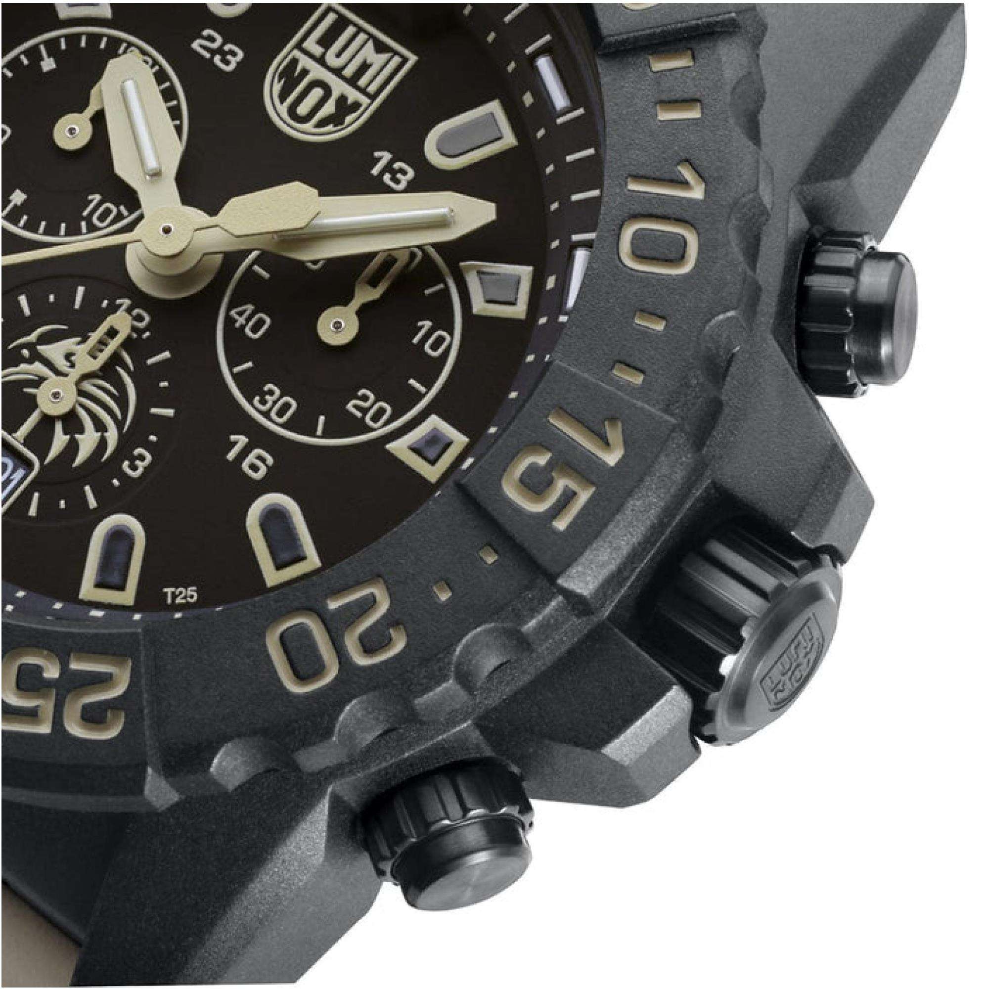 LUMINOX NAVY SEAL CHRONOGRAPH 3580 SERIES BLACK DIAL MENS WATCH XS.3590.NSF.SET