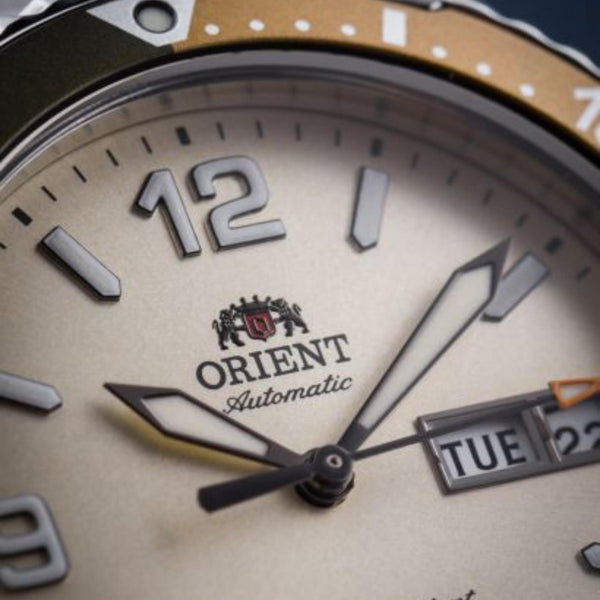 Orient Mako 2023 Automatic Silver Dial Stainless Steel Bracelet Men’s Watch RA-AA0821S39B