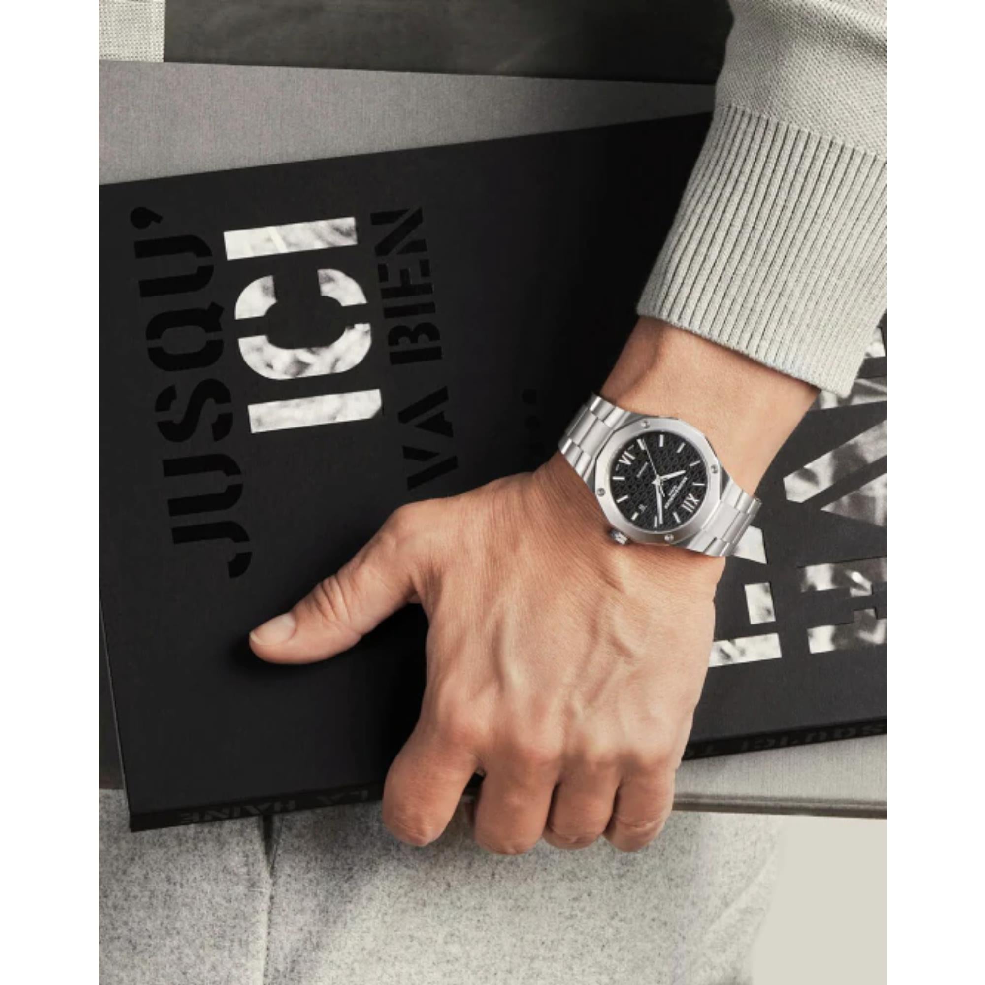Baume & Mercier Riviera ?Swiss Made" Automatic Black Dial Stainless Steel Bracelet Men?s Watch BM0A10621