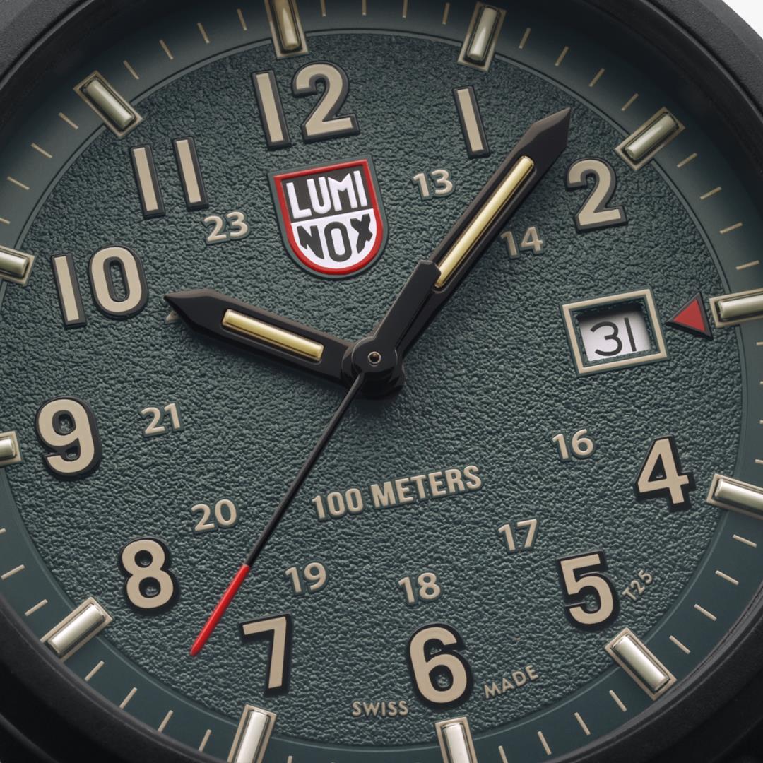 Luminox Atacama Field Quartz 1960 Series Green Dial Rubber Strap Men's Watch XL.1977