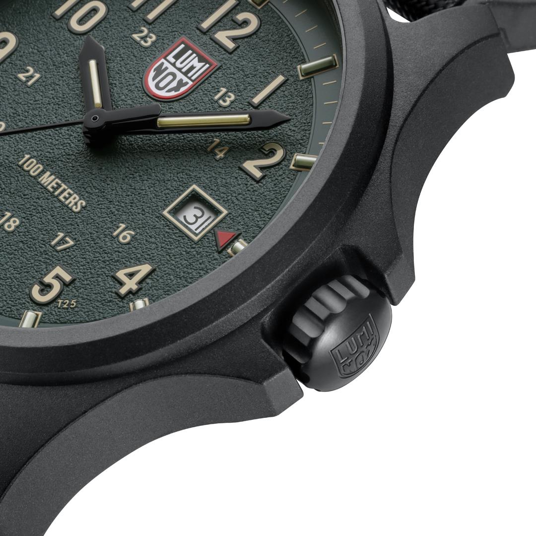 Luminox Atacama Field Quartz 1960 Series Green Dial Rubber Strap Men's Watch XL.1977
