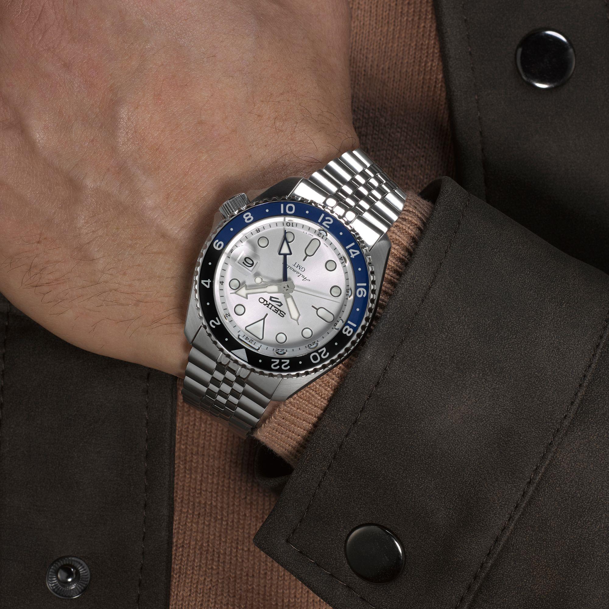 Seiko 5 Sports SKX GMT Sky Blue Silver Cloud Automatic White Dial Steel Bracelet Men’s Watch SSK033K1