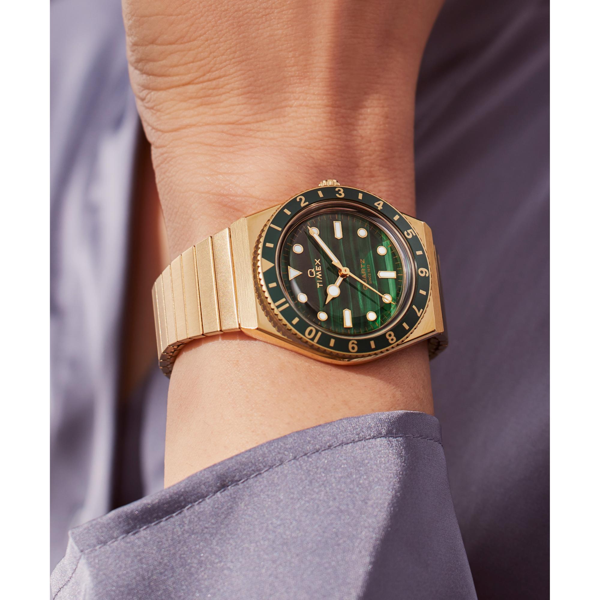 Timex Q Green Dial Stainless Steel Strap Women’s Watch TW2V92200