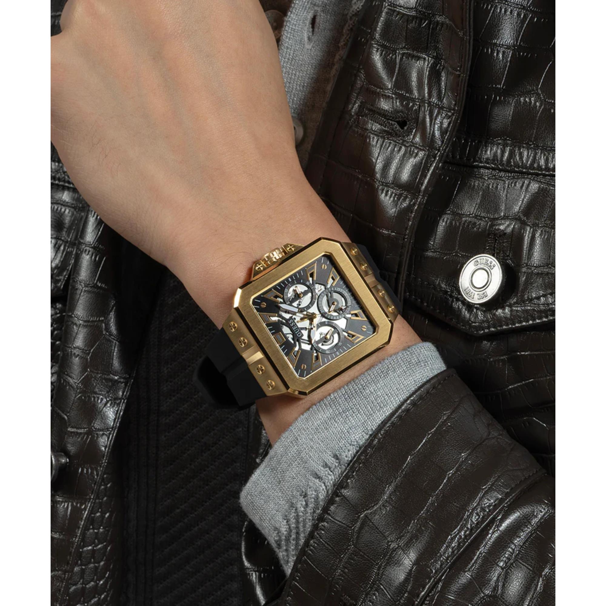 Guess Men's Leo Black Dial Black Silicone Strap Watch GW0637G2
