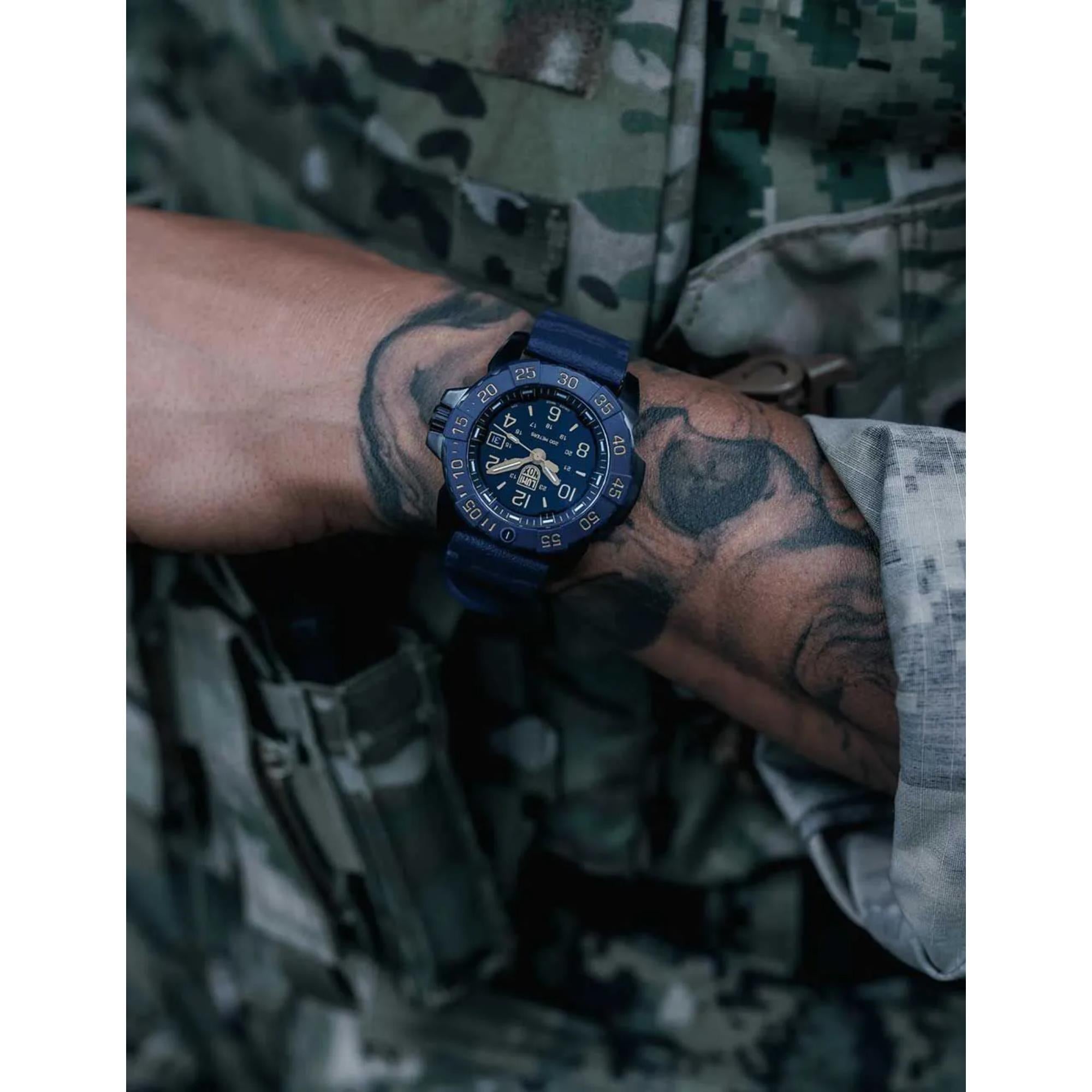 Luminox Navy Seal Back to the Blue Black Dial Men's Watch XS.3255.CB.NSF