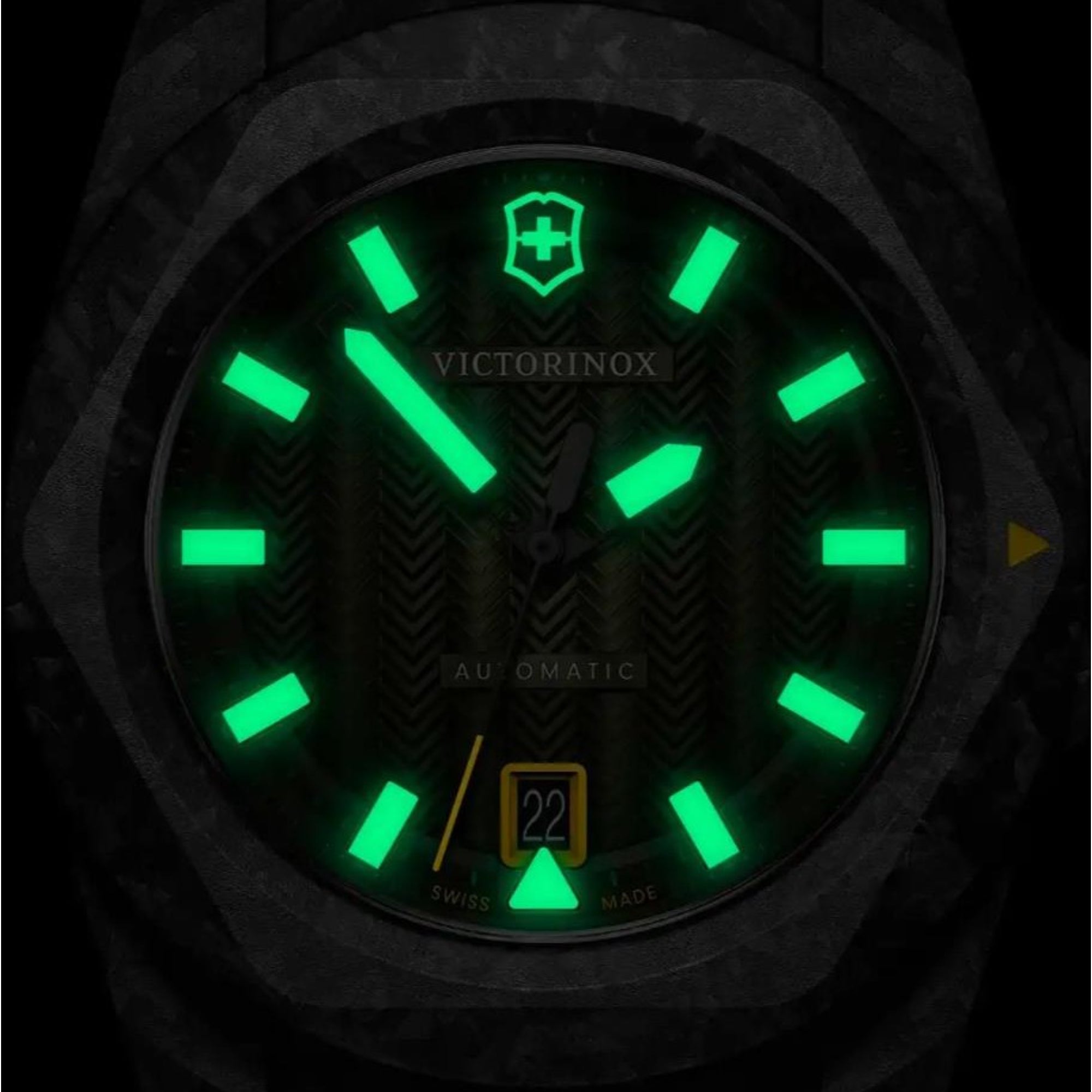 Victorinox I.N.O.X. Carbon Automatic Green Dial Green Rubber Strap Men's Watch 242021.1