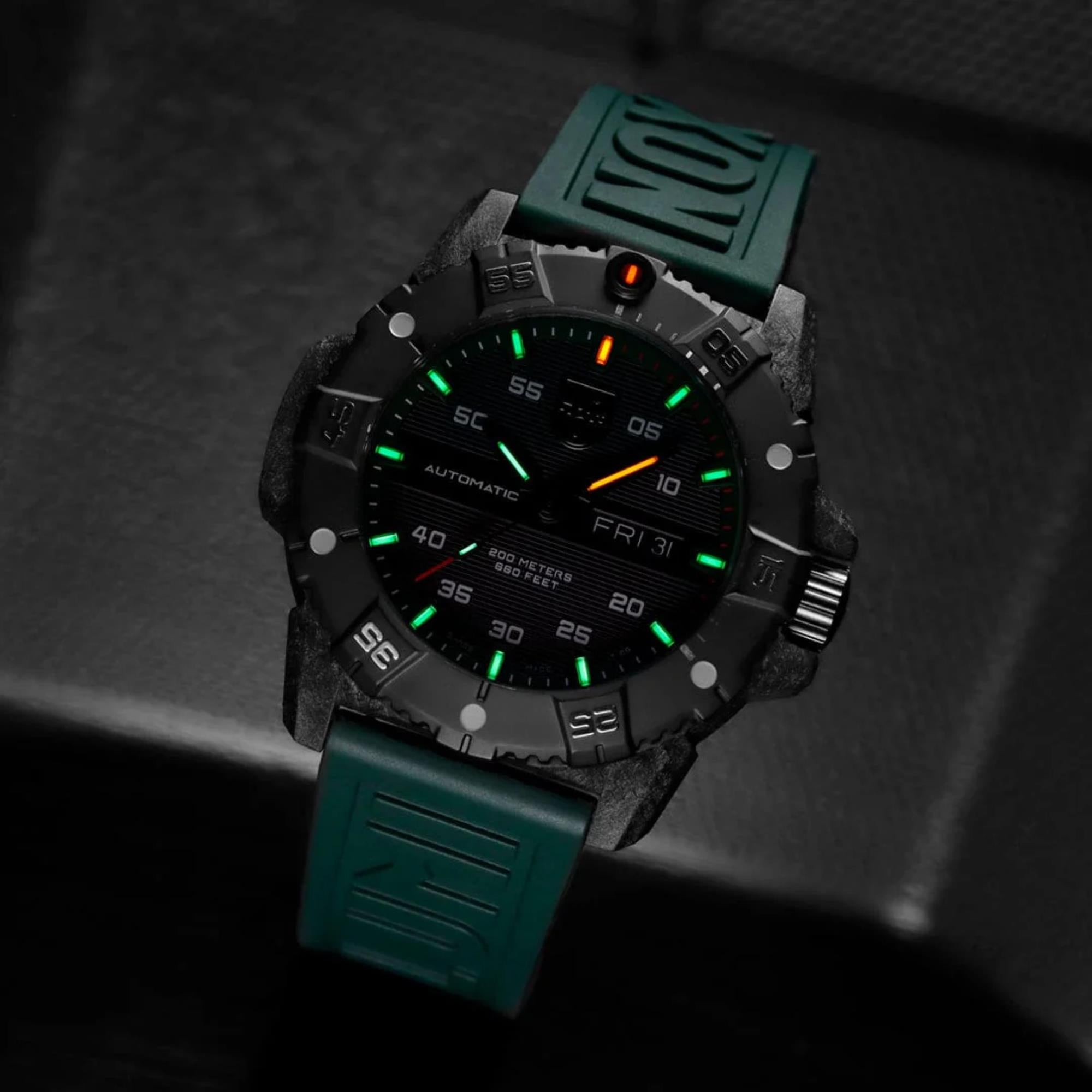 Luminox Master Carbon Seal 3860 Series Automatic Grey Dial Green Rubber Strap Men's Watch XS.3877