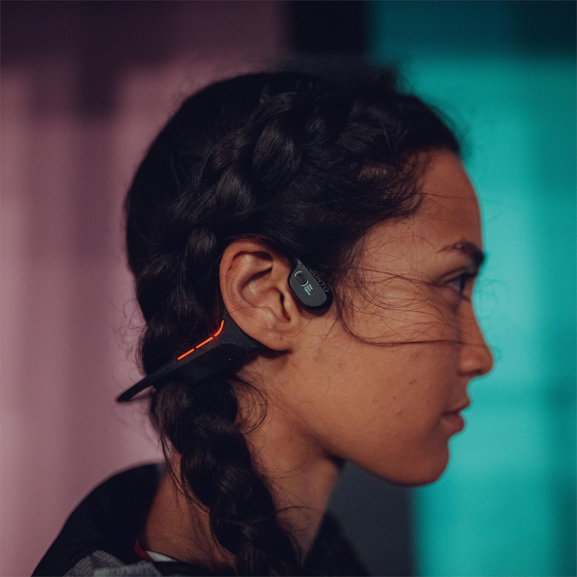 Suunto Wing Black Premium Sports Open-Ear Wireless Unisex Headphones SS050942000