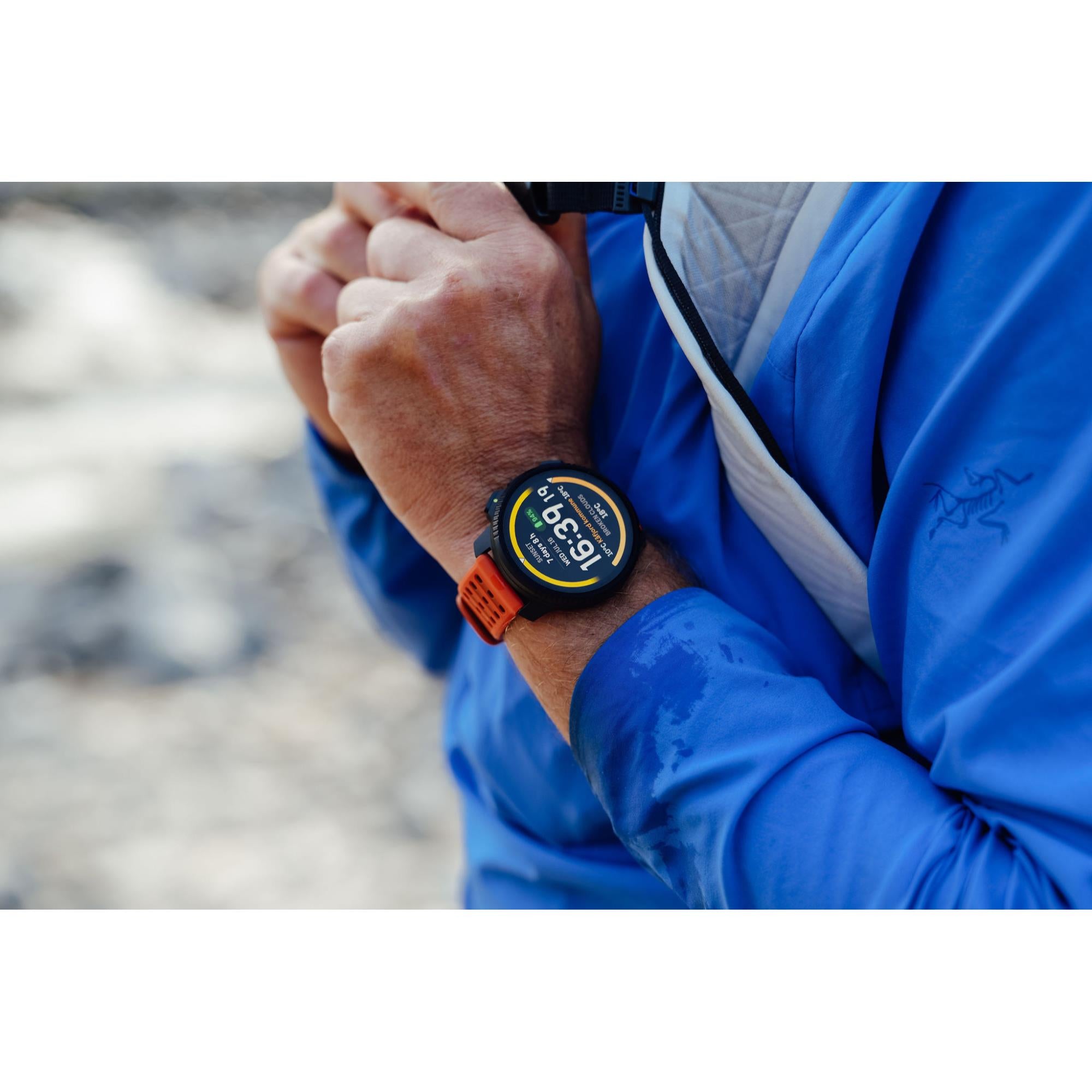 Suunto Vertical 2 Canyon AMOLED Digital Silicone Strap Unisex Smart Watch SS051206000