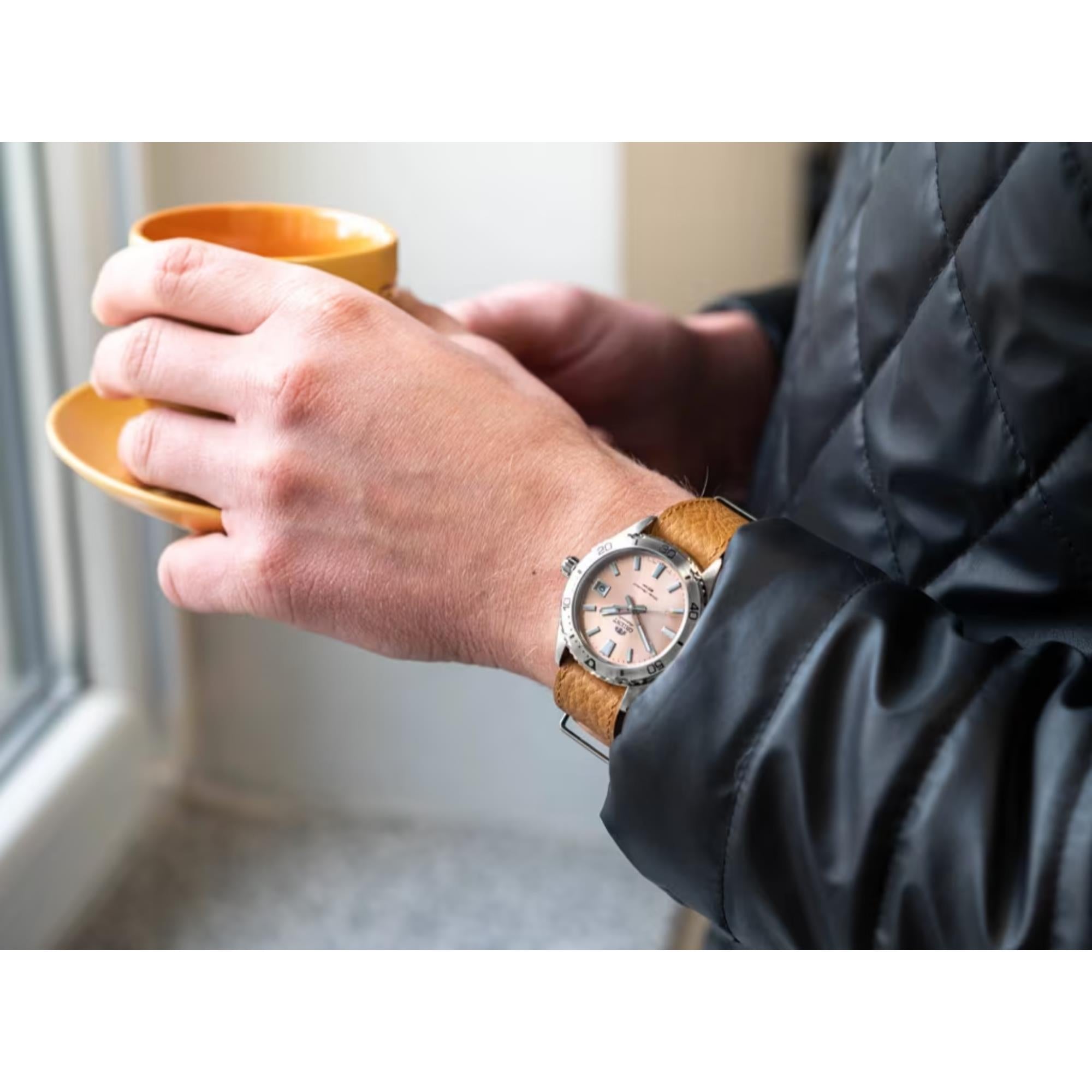 Orient Mako Automatic Apricot Dial Leather Strap Unisex Dive Watch RA-AC0Q05P30B