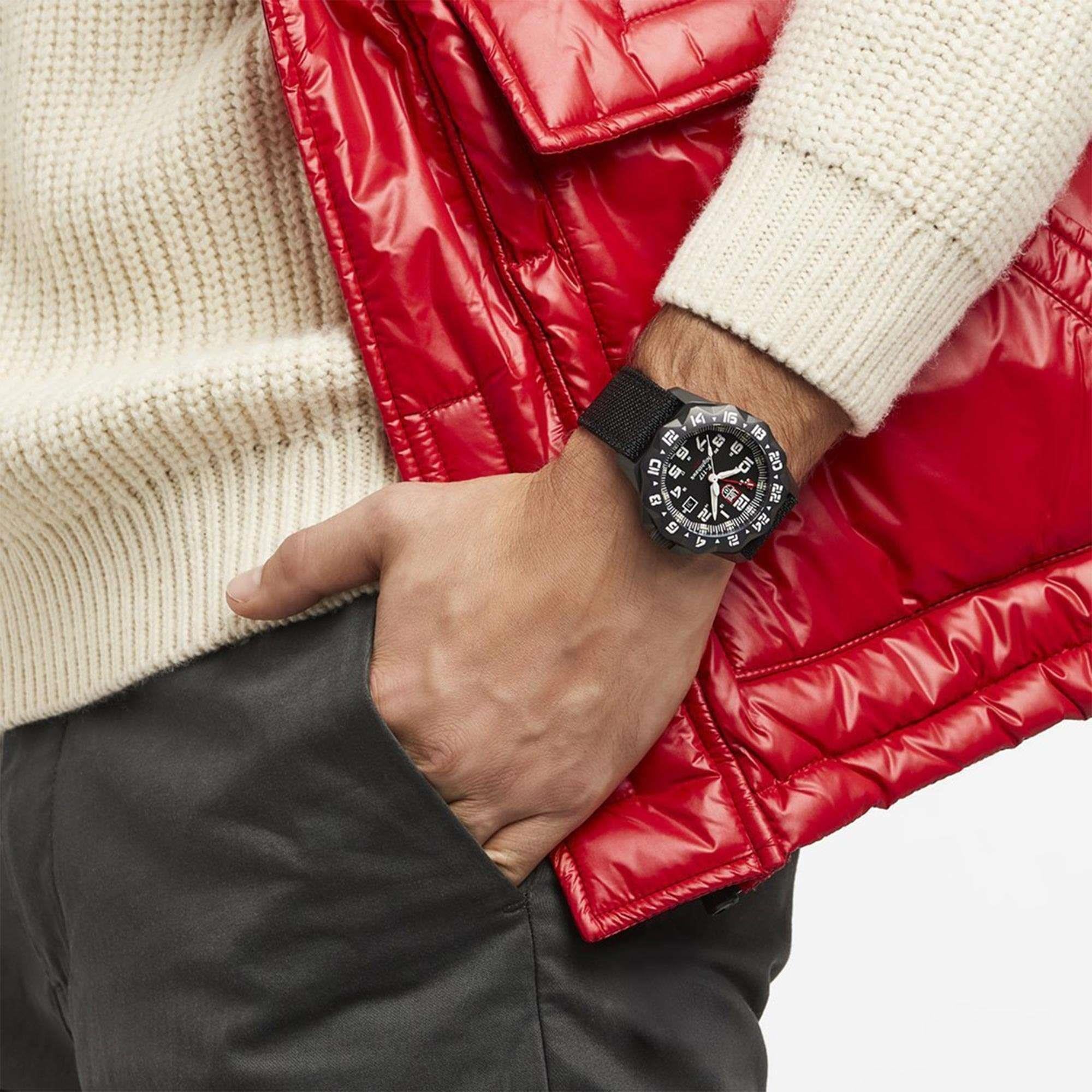 Luminox F-117 Nighthawk 6420 Series Black Dial Men's Watch XA.6421