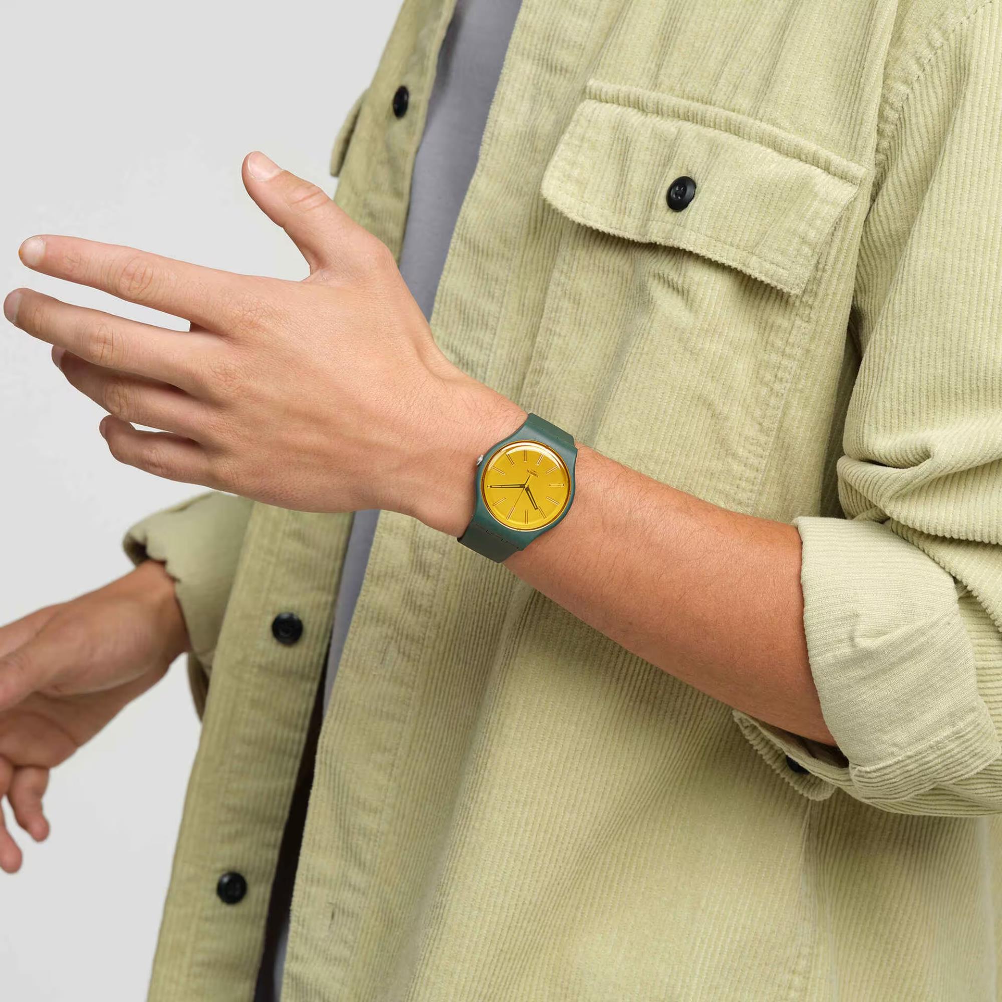 Swatch Gold In The Garden Gold Dial Unisex Watch SO29G103