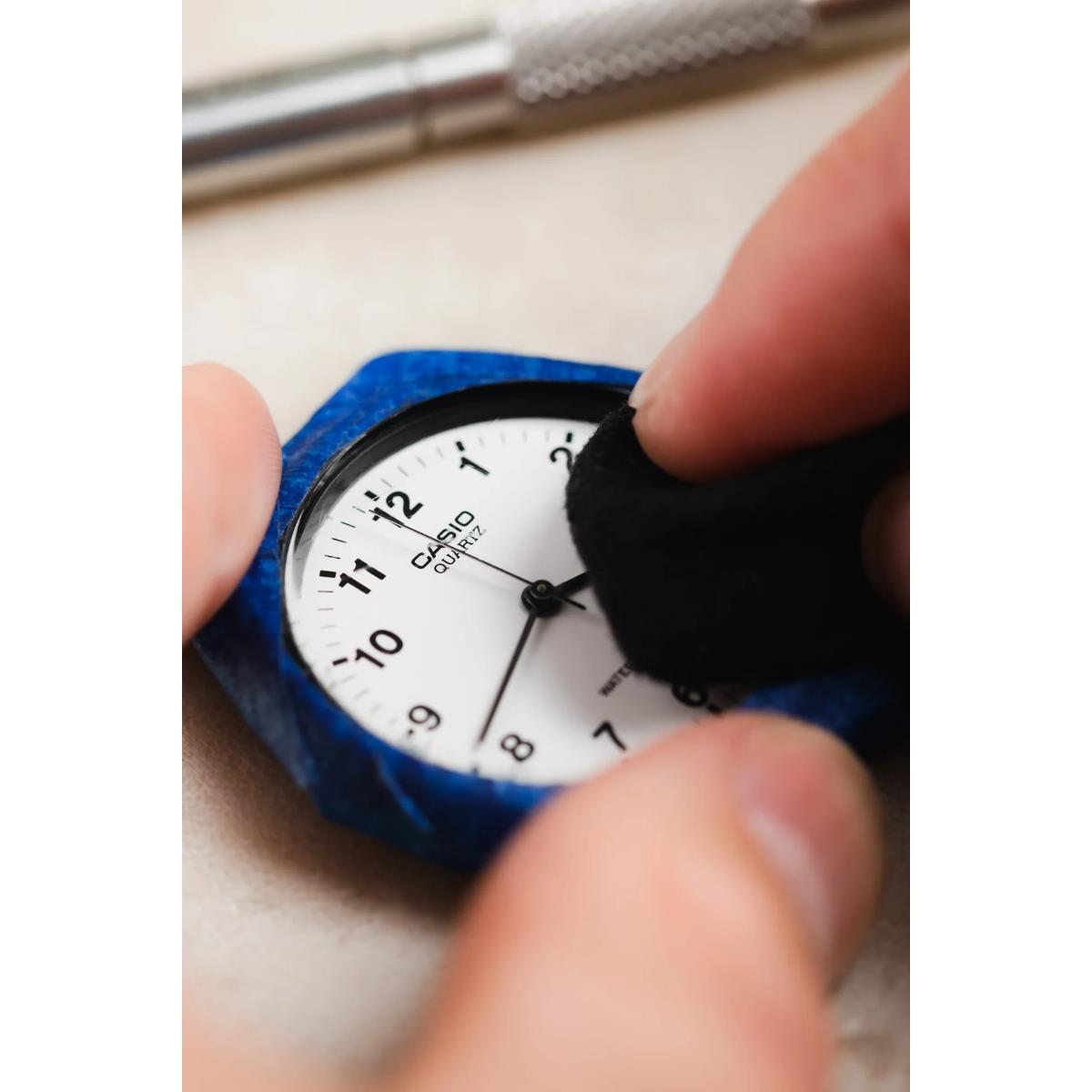 POLYWATCH Acrylic Plastic Scratch Remover Polish PW001