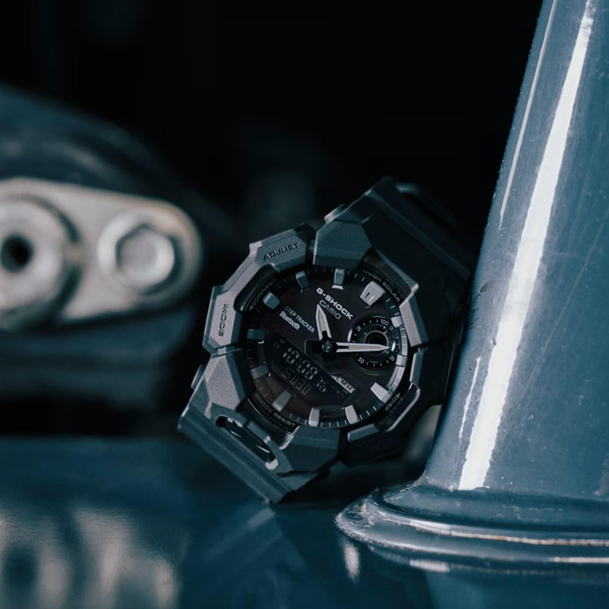 Casio G-Shock Solar Bluetooth Black Digi-Analogue Resin Strap Men's Watch GA-B010-1A1ER