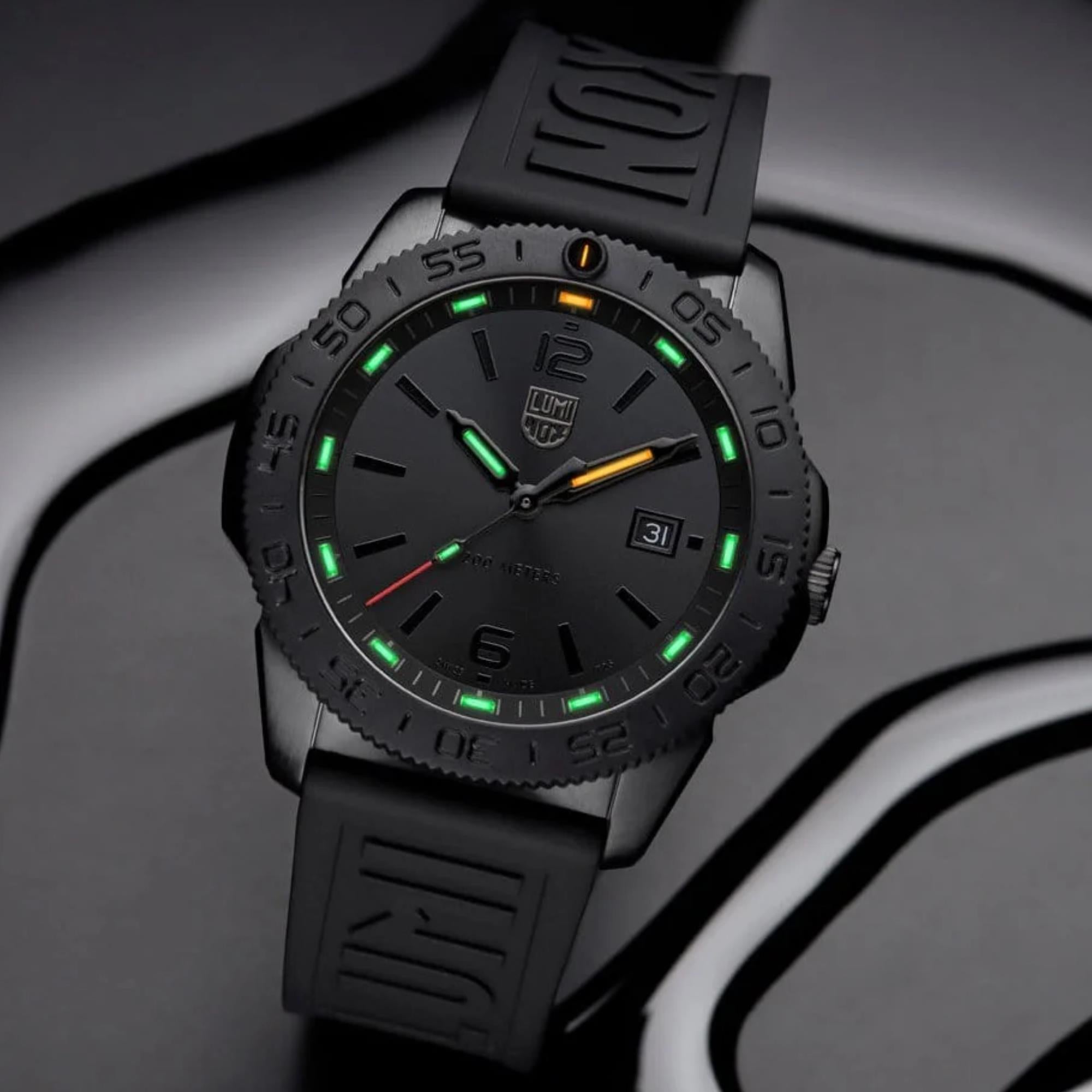 Luminox Pacific Diver 44mm Black Dial Rubber Mens Quartz Watch XS.3121.BO.1