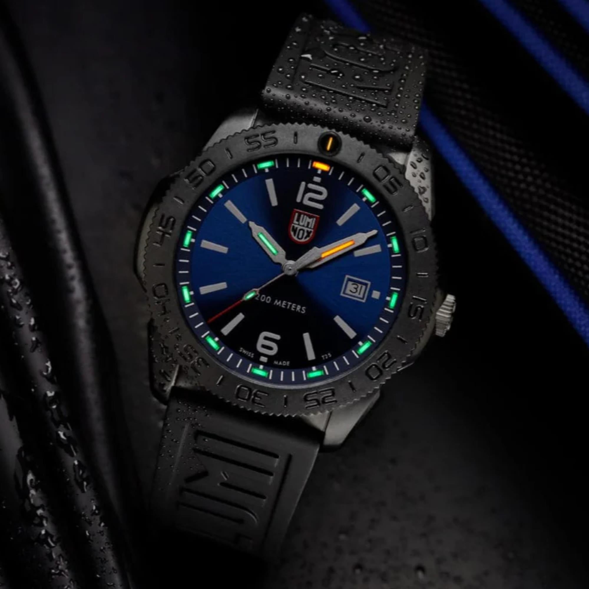 Luminox Pacific Diver Quartz Blue Dial Rubber Strap Men's Watch XS.3123.B