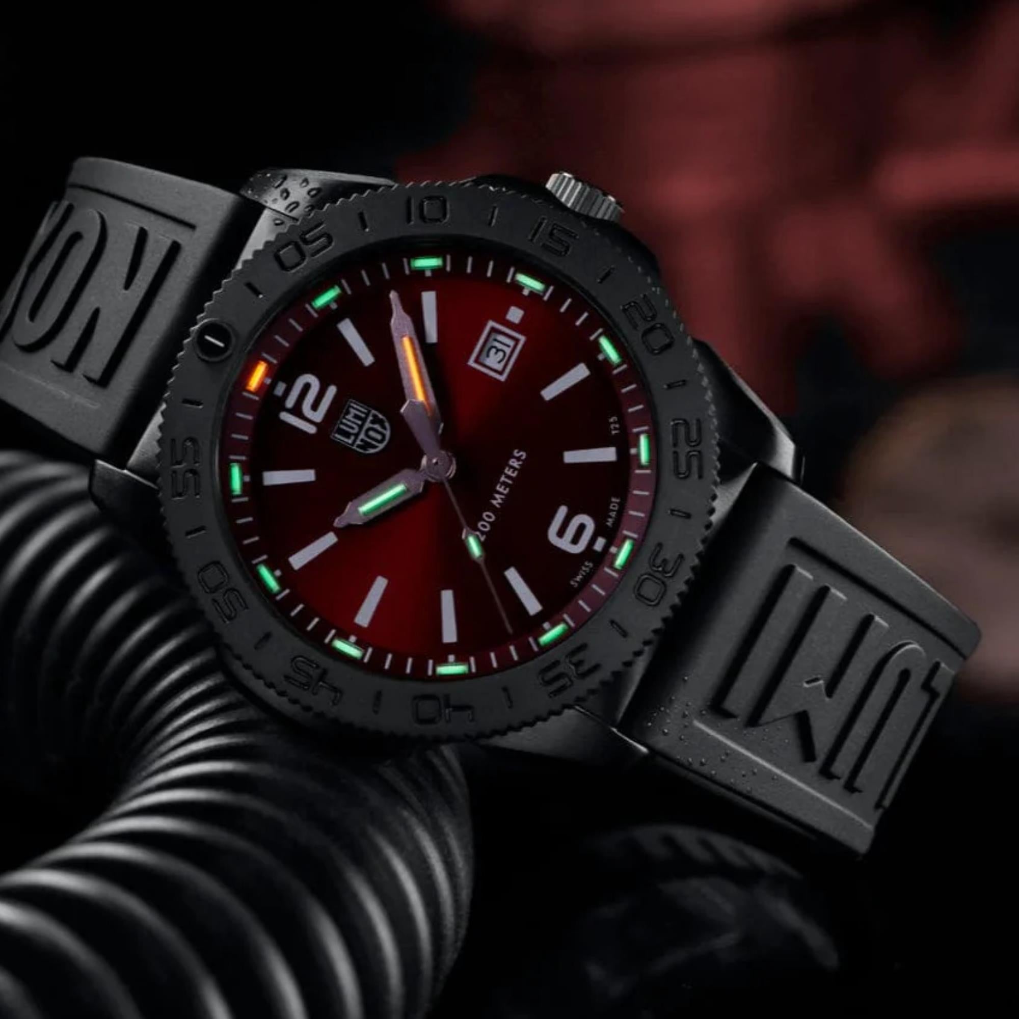 Luminox Pacific Diver 44mm Red Dial Rubber Mens Quartz Watch XS.3135.B