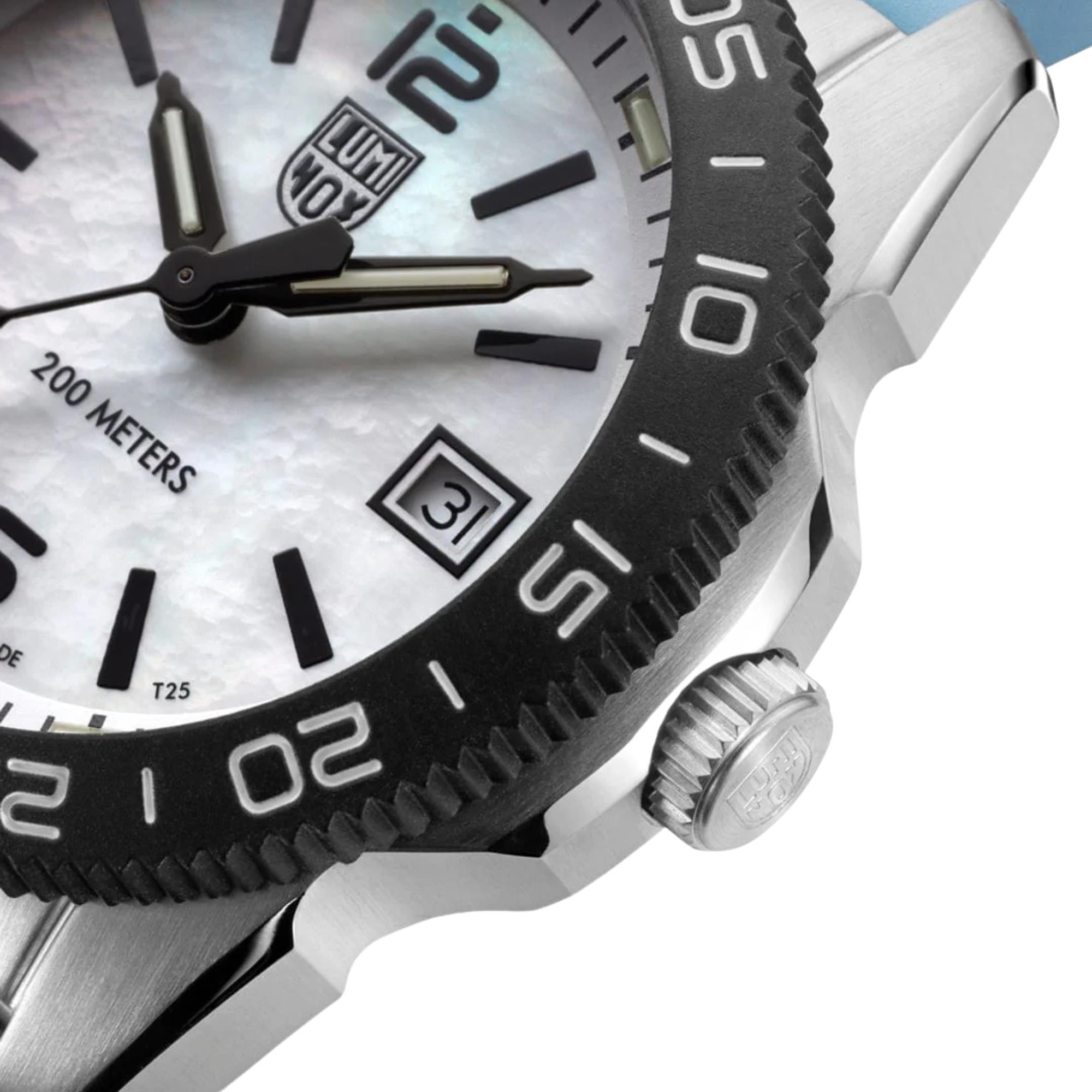 Luminox Pacific Diver Ripple Mother Of Pearl Dial Rubber Watch XS.3124M