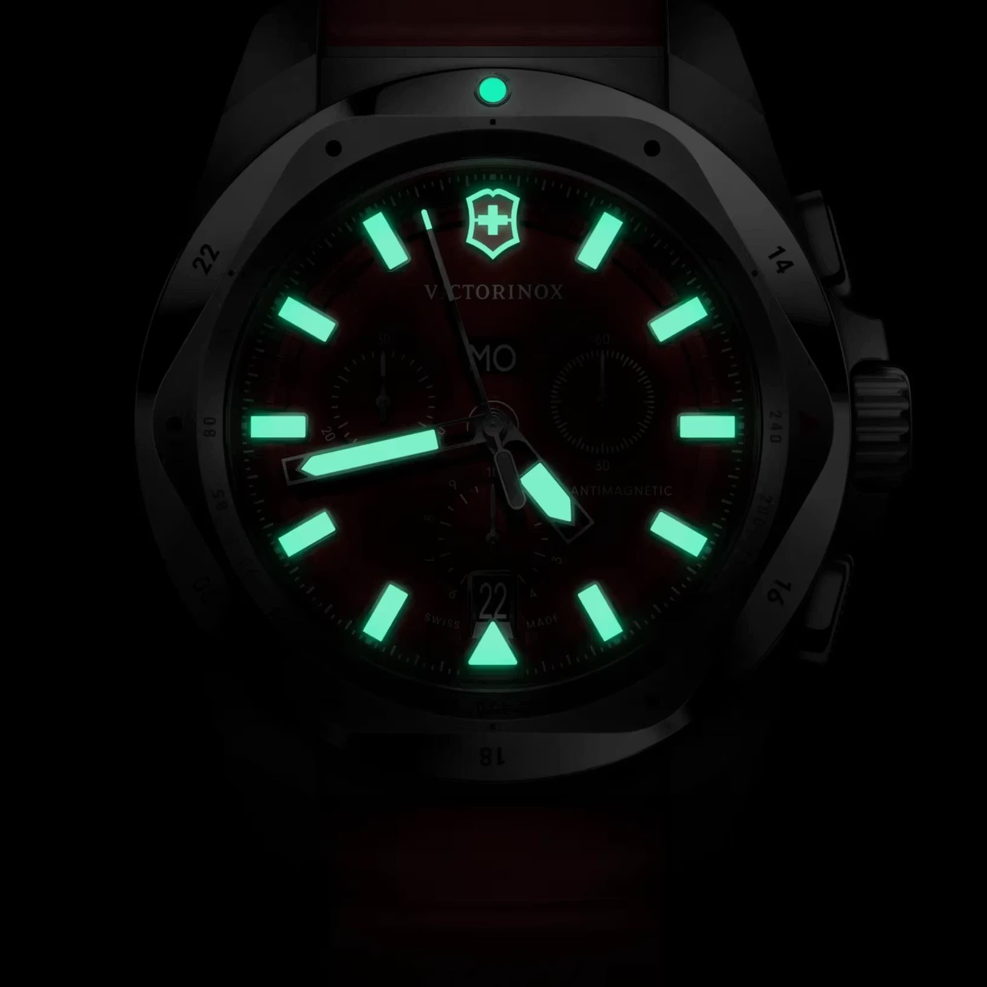 ら Victorinox I.N.O.X. 241986 Chrono Quartz Men's Watch