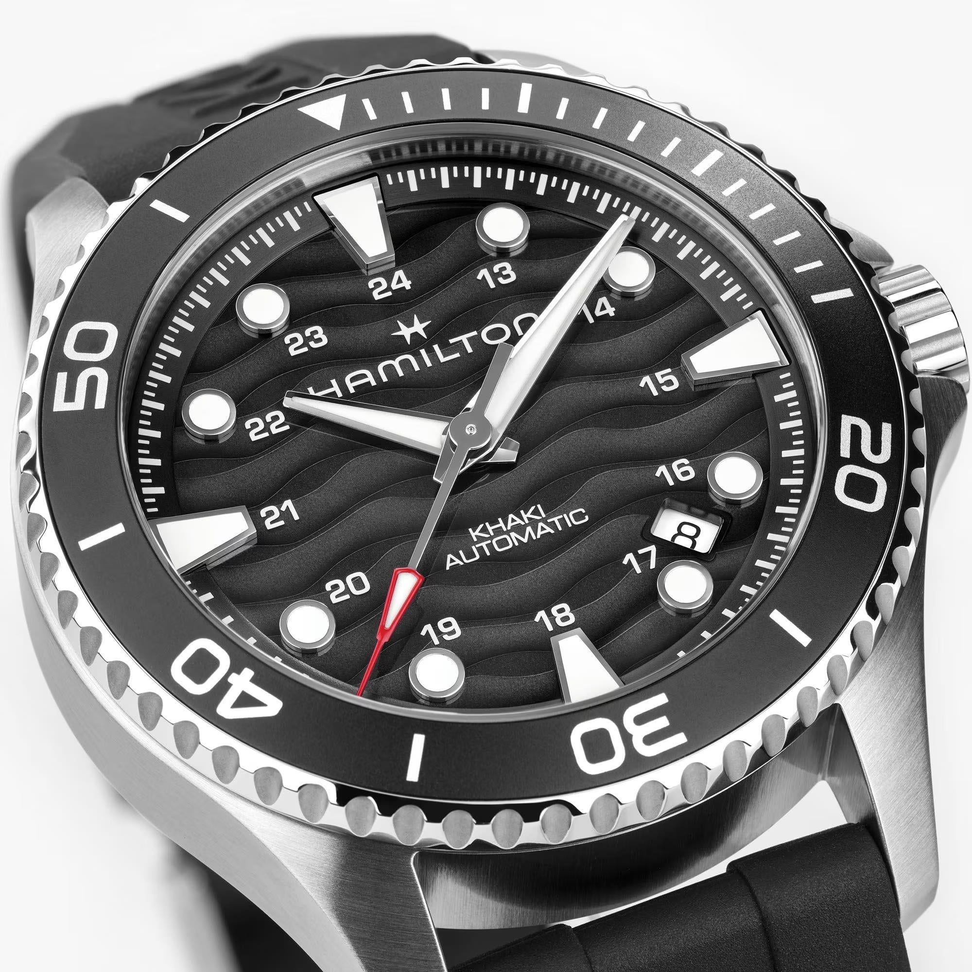 Hamilton Khaki Navy Scuba 40mm Black Dial Rubber Mens Automatic Watch H82415330