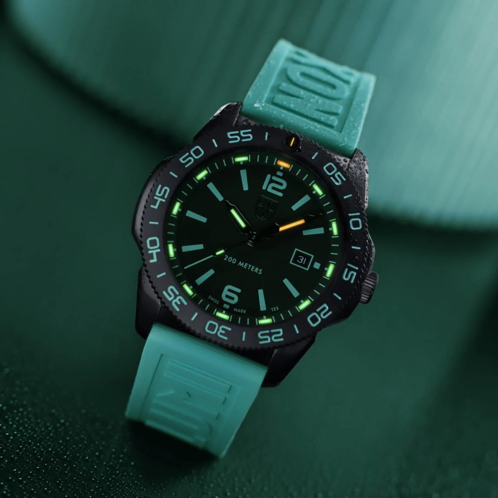 Luminox Pacific Diver 44mm Limited Edition Black Dial Rubber Mens Quartz Watch XS.3124.N.SET