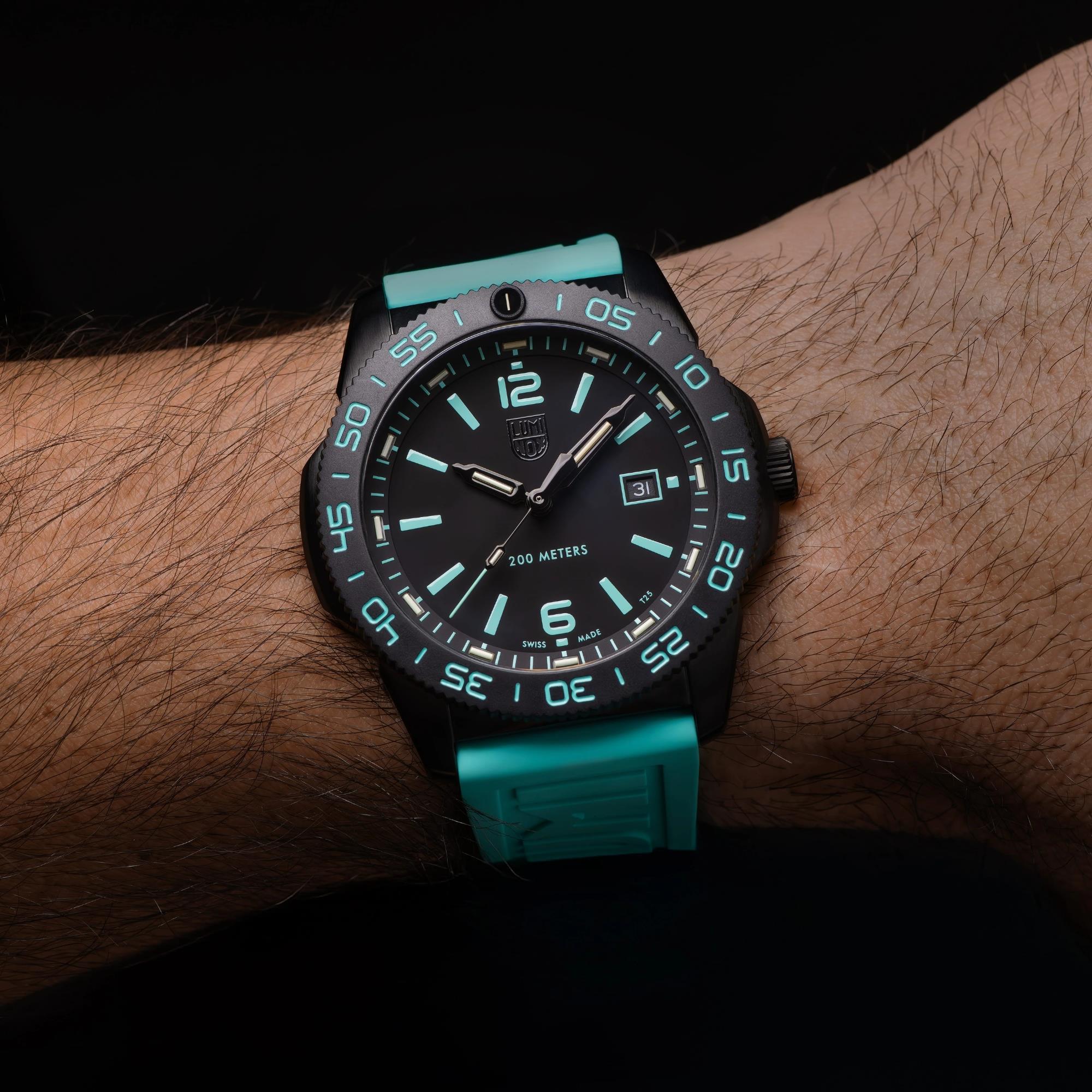 Luminox Pacific Diver 44mm Limited Edition Black Dial Rubber Mens Quartz Watch XS.3124.N.SET