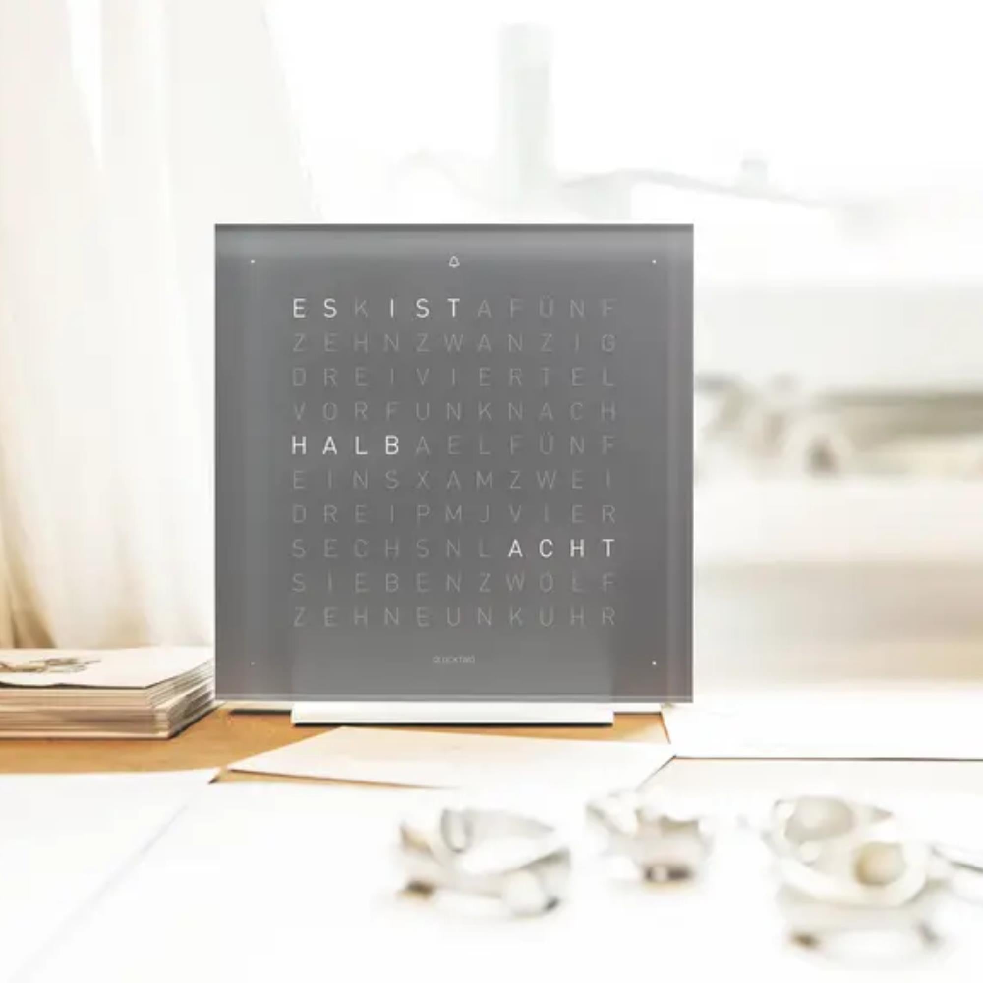 QLOCKTWO Earth 13.5 Pure Edition Early Gret Tea English Table Clock T4PENEG-UK