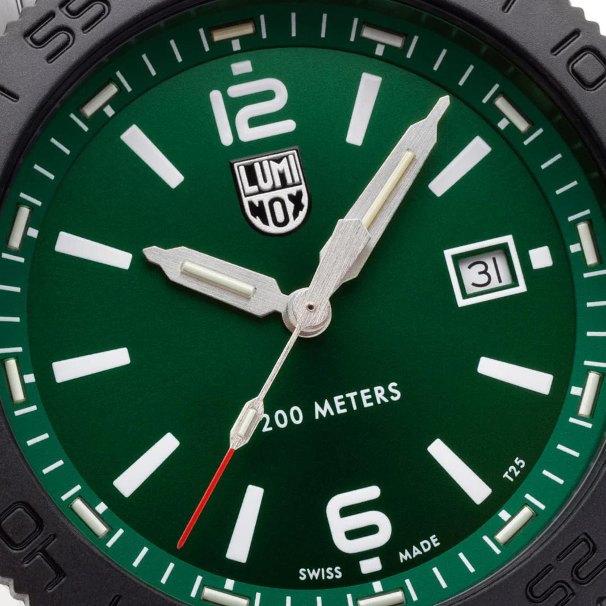 Luminox Pacific Diver 44mm Green Dial Rubber Mens Quartz Watch XS.3137.B