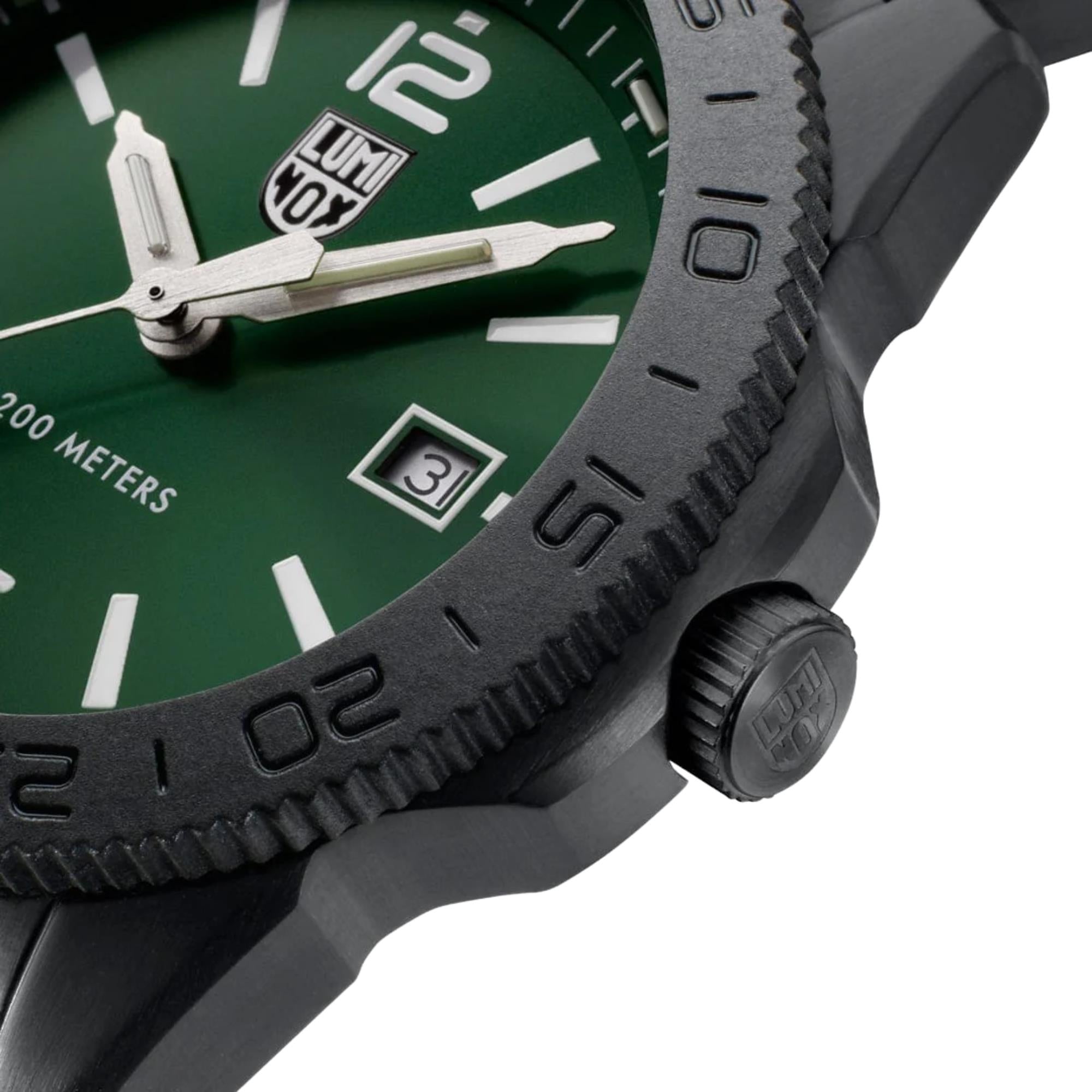 Luminox Pacific Diver 44mm Green Dial Rubber Mens Quartz Watch XS.3137.B