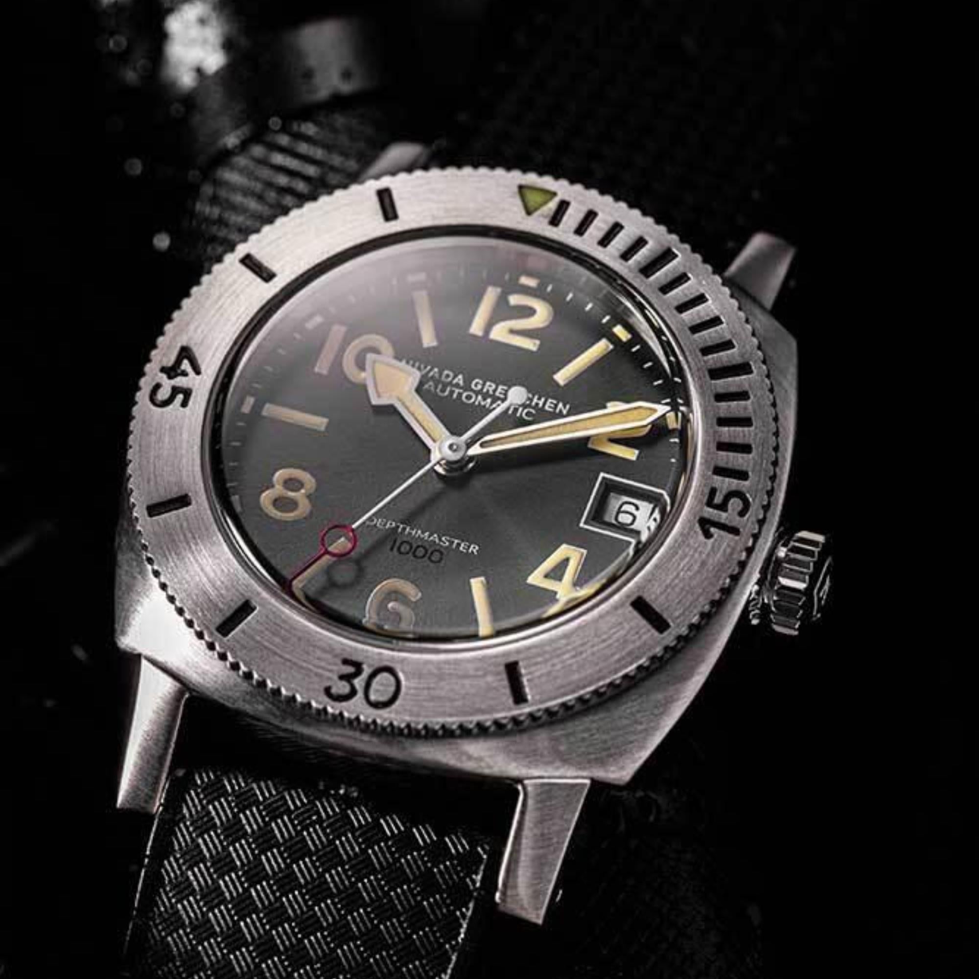 Nivada Grenchen Depthmaster 39mm Green Dial Rubber Mens Automatic Watch 14103A01