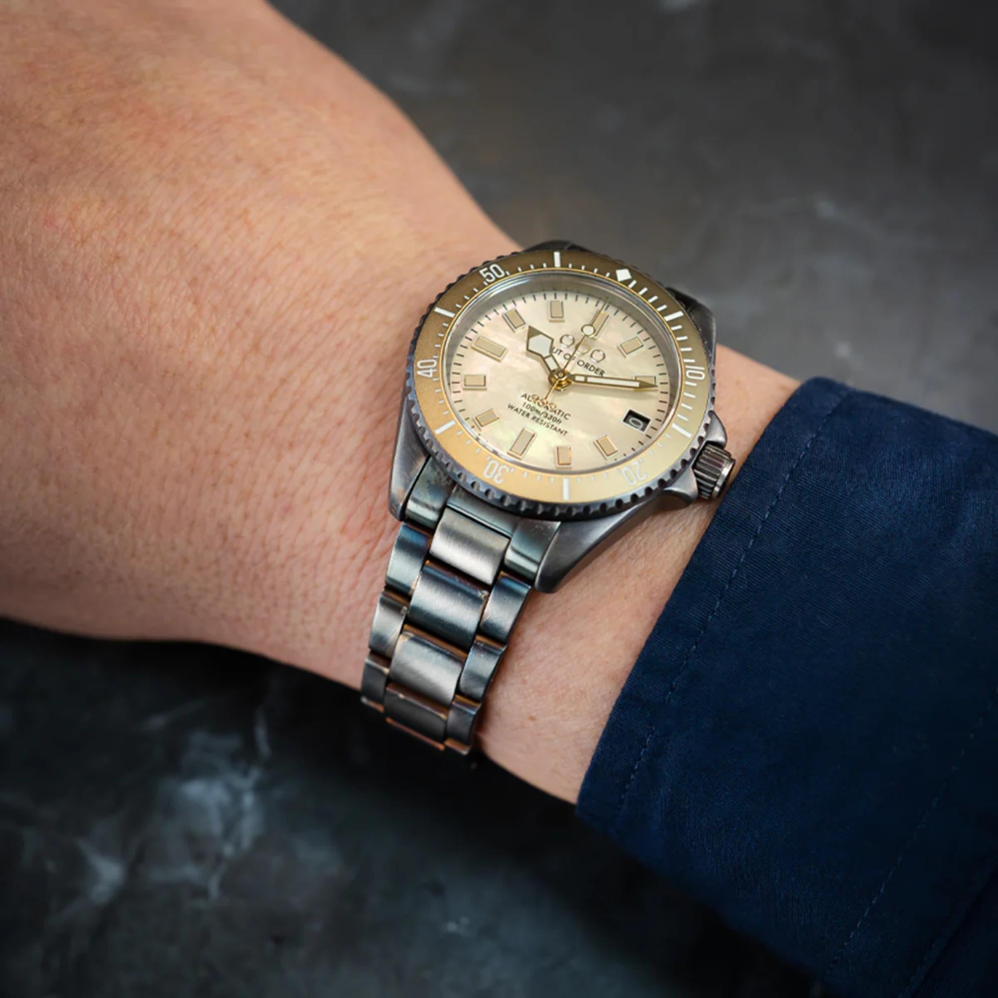 Out of Order Casanova 38mm San Marco Ivory Mother of Pearl Steel Mens Automatic Watch OOO.001-38.BE