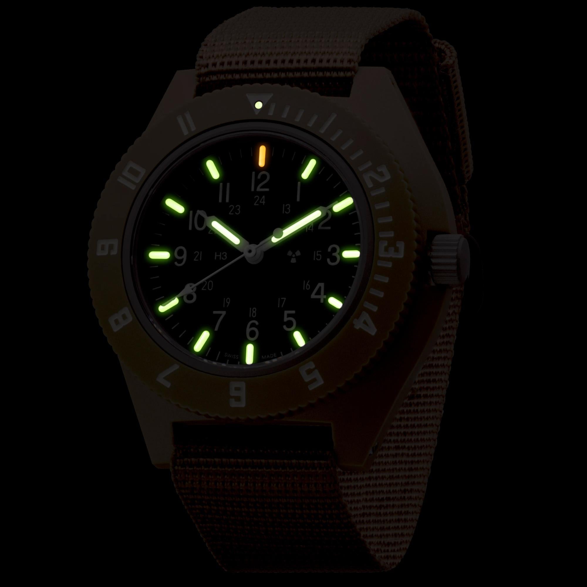 Marathon Navigator 41mm Black Dial Nylon Mens Quartz Watch WW194001DT-0802