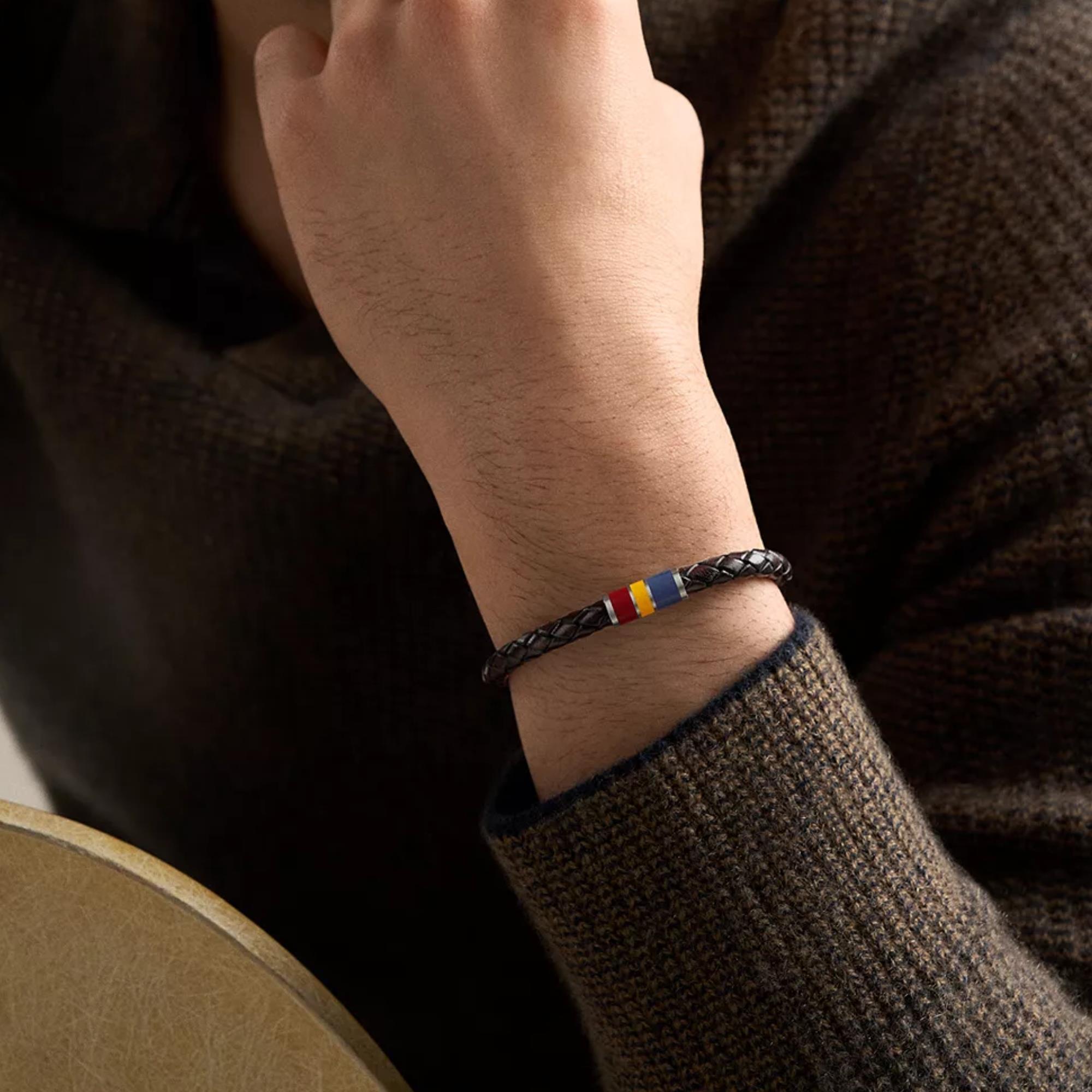 Fossil Everett Enamel Brown Leather Station Mens Bracelet JF05023040