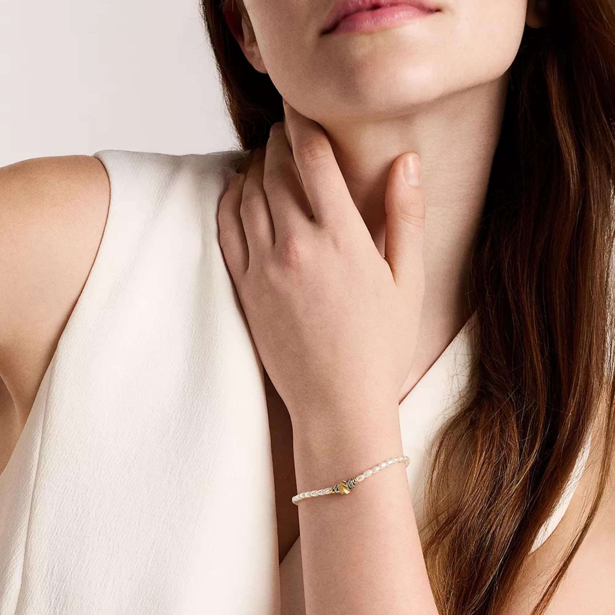 Fossil Harlow Rondelles White Acrylic Pearl Steel Station Ladies Bracelet JF04994998