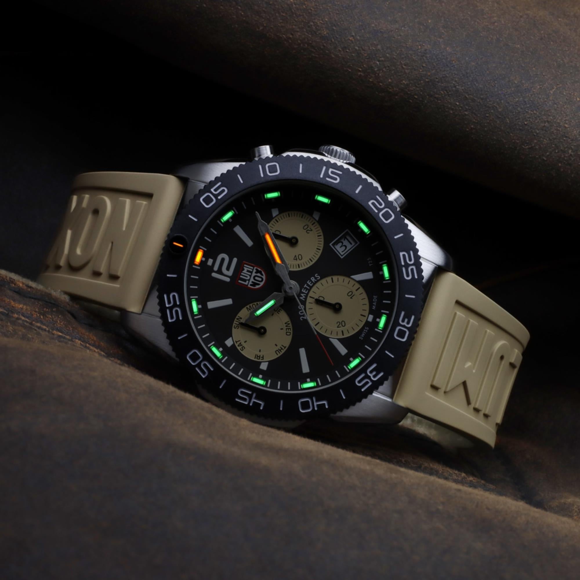 Luminox Pacific Diver 3140 Series 44mm Chronograph Black Dial Rubber M