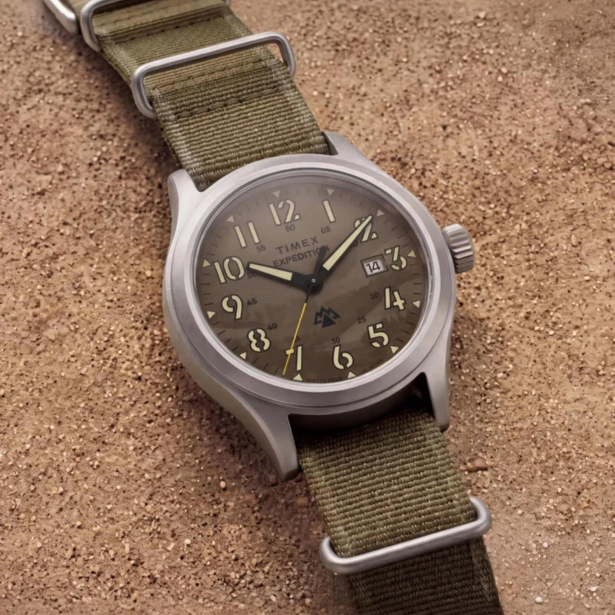 Timex Expedition Sierra 40mm Brown Dial Textile Mens Quartz Watch TW2Y89400