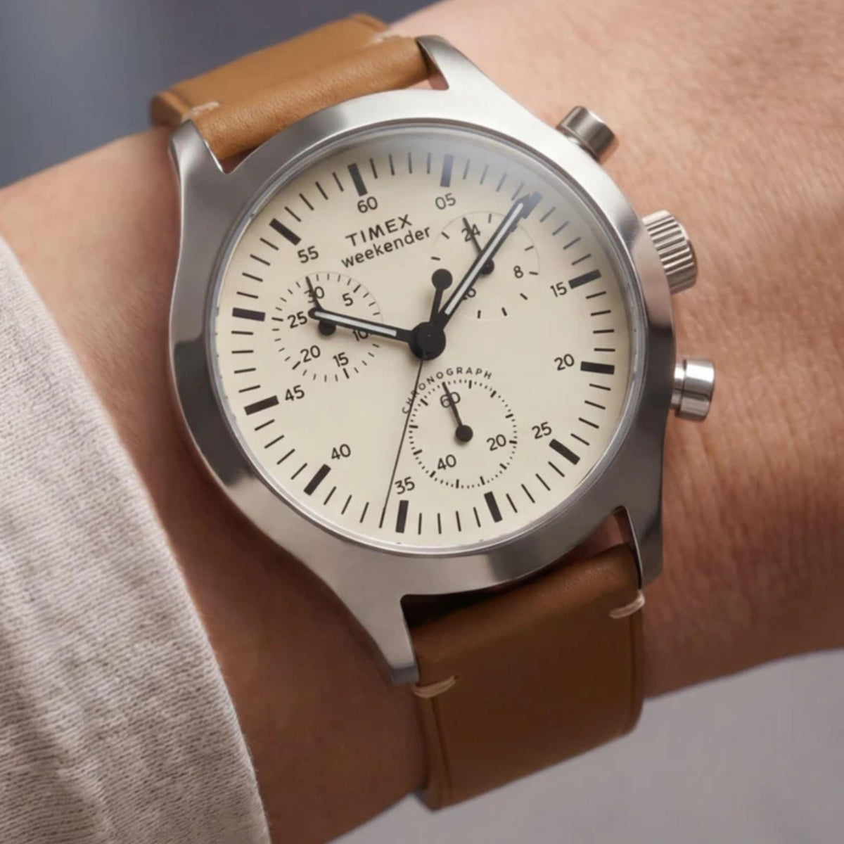Timex Weekender New England 40mm Chronograph Cream Dial Leather Mens Quartz Watch TW2Y85000