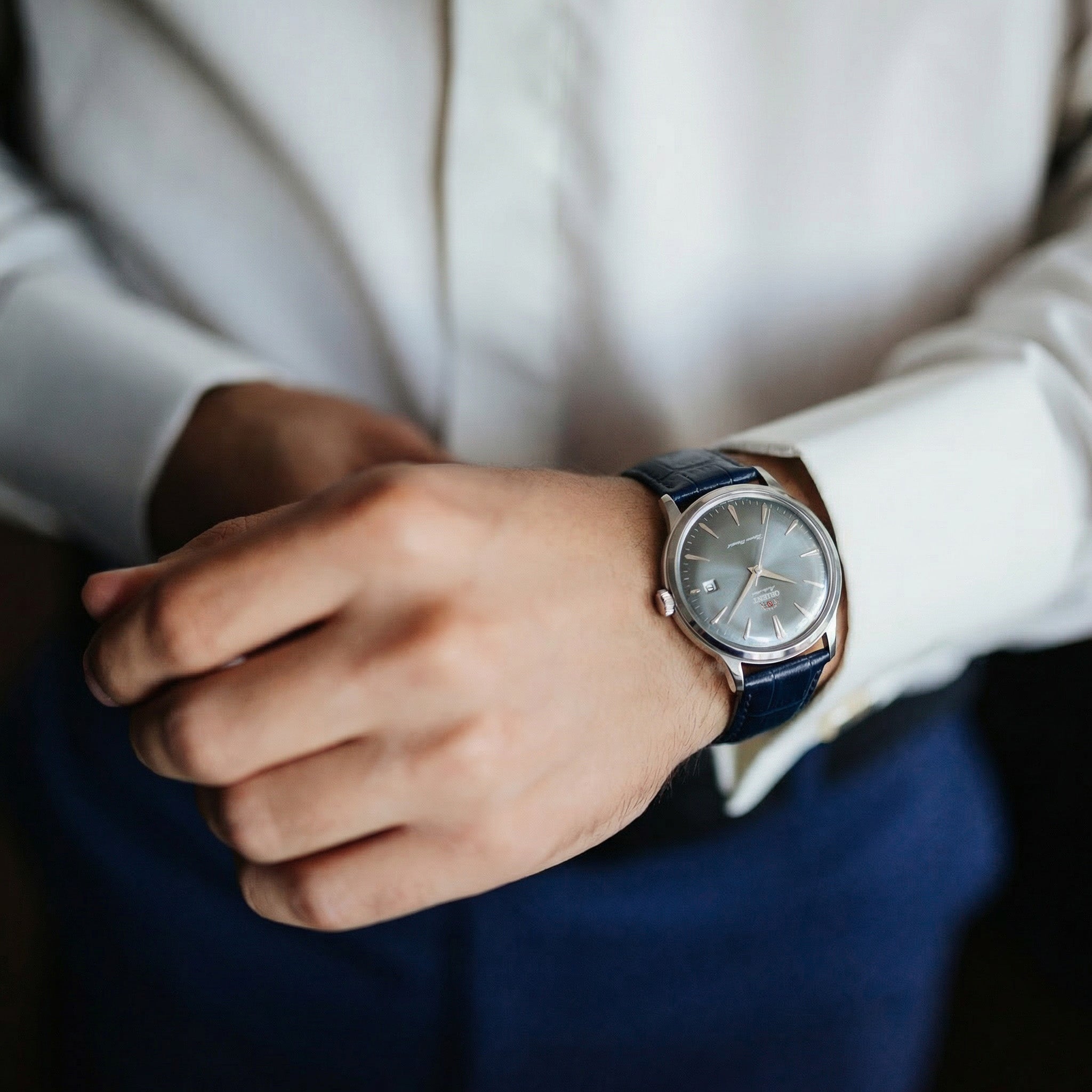 Orient Bambino Classic Vintage Style Blue Dial Leather Strap Men's Dress Watch RA-AC0030L30B