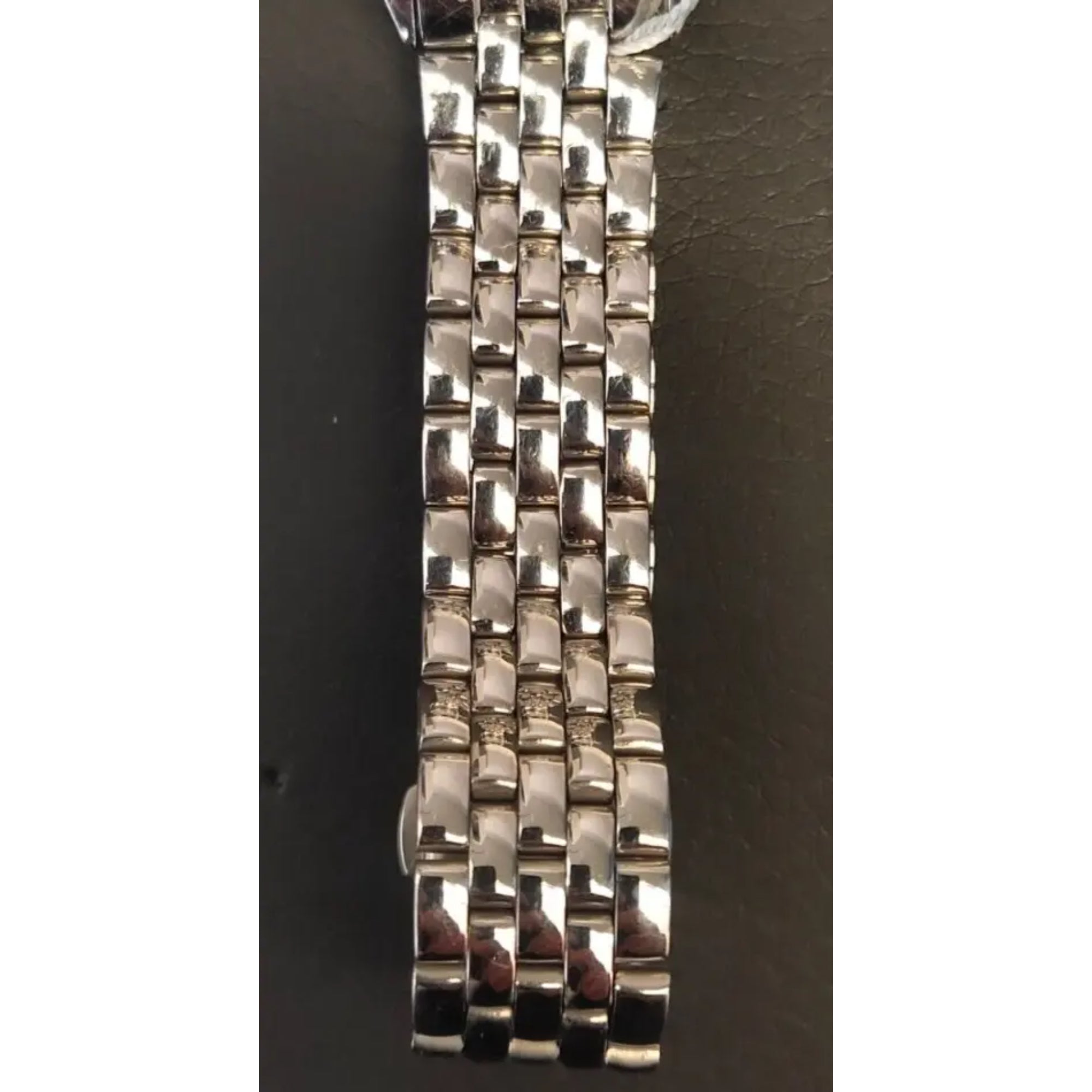 Seiko Ladies Dress Watch Silver Dial Steel Bracelet Jewelled Bezel SUR695P1