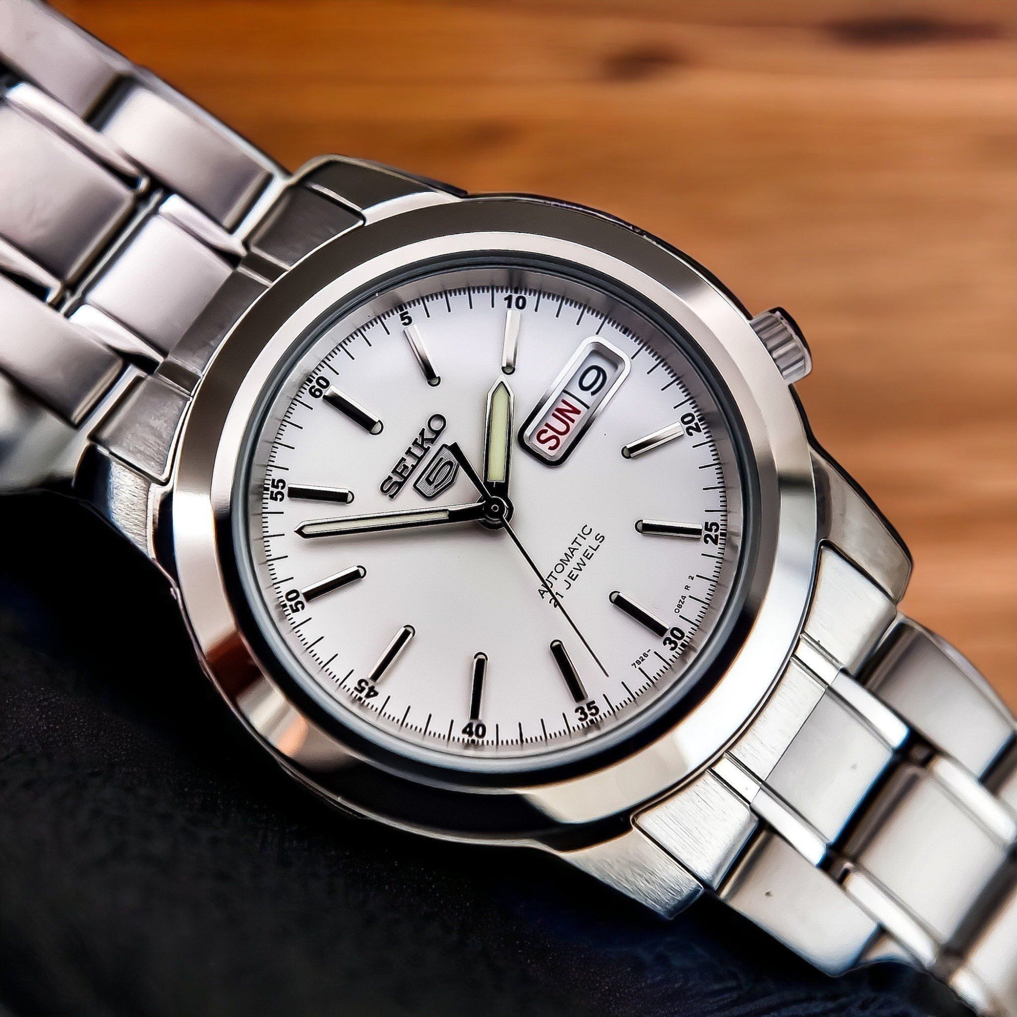 Seiko 5 Automatic White Dial Stainless Steel Men's Watch SNKE49K1