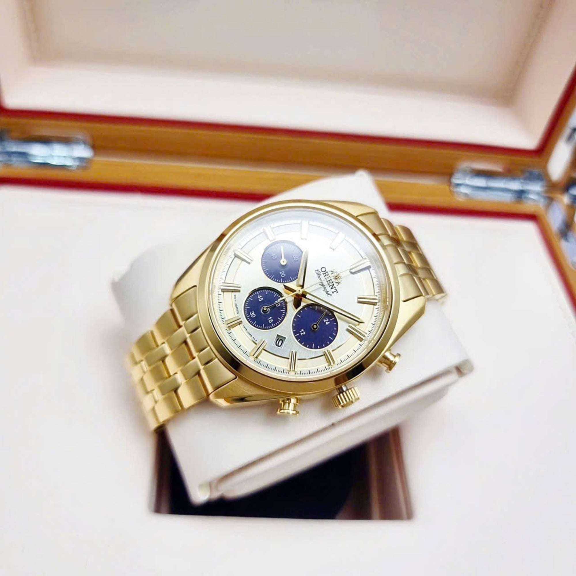 Orient Contemporary Stretto Date Solar Chronograph Champagne Dial Steel Strap Men’s Watch RA-TX0301G10B