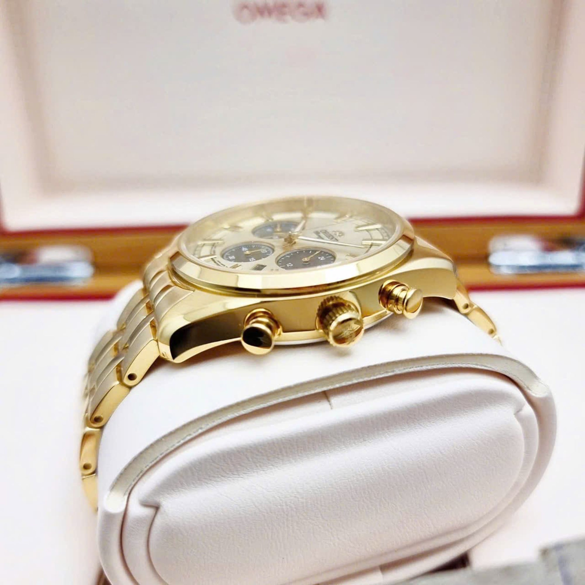 Orient Contemporary Stretto Date Solar Chronograph Champagne Dial Steel Strap Men’s Watch RA-TX0301G10B