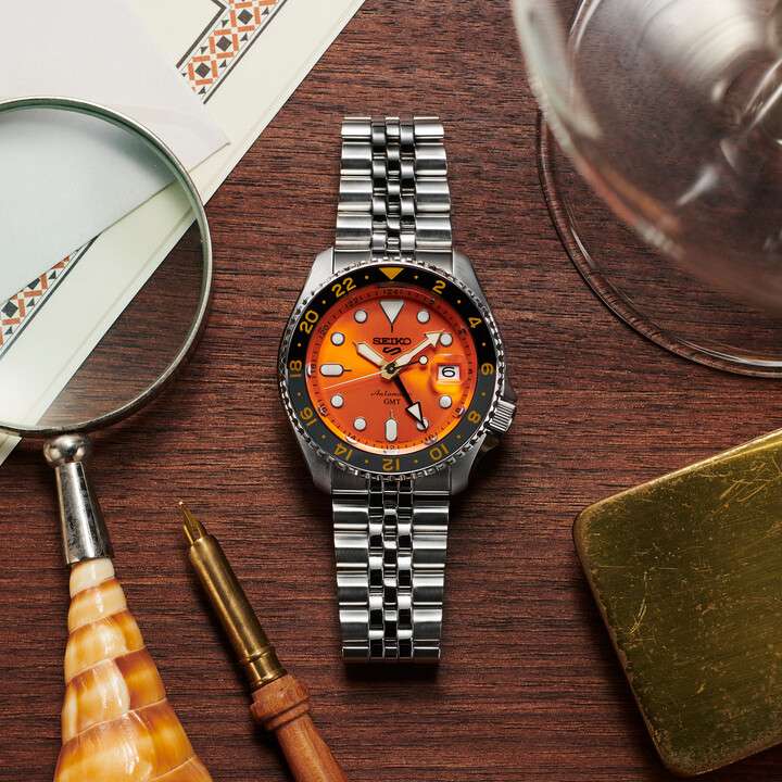 A Legend Reborn - From the Seiko SKX to the Seiko 5 Sports SSK - WatchNation